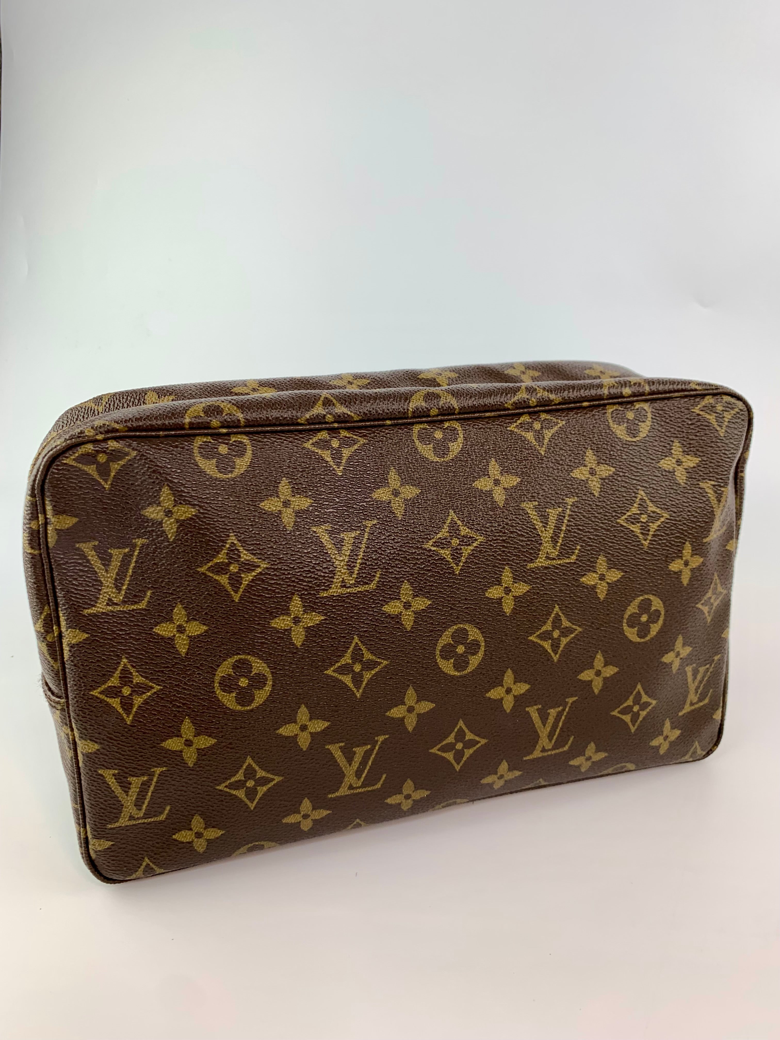 Louis Vuitton Trousse 28