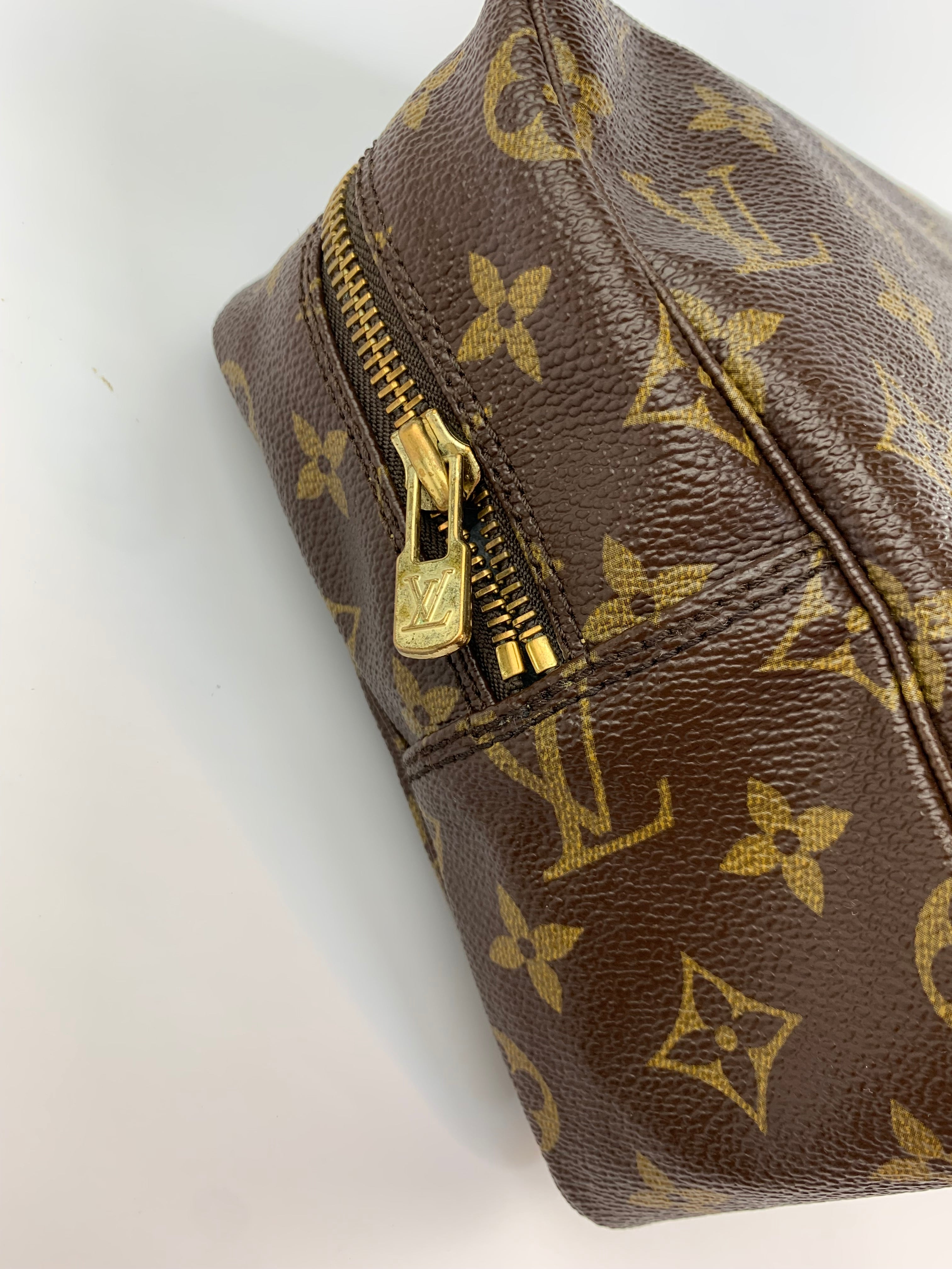 Louis Vuitton Trousse 28