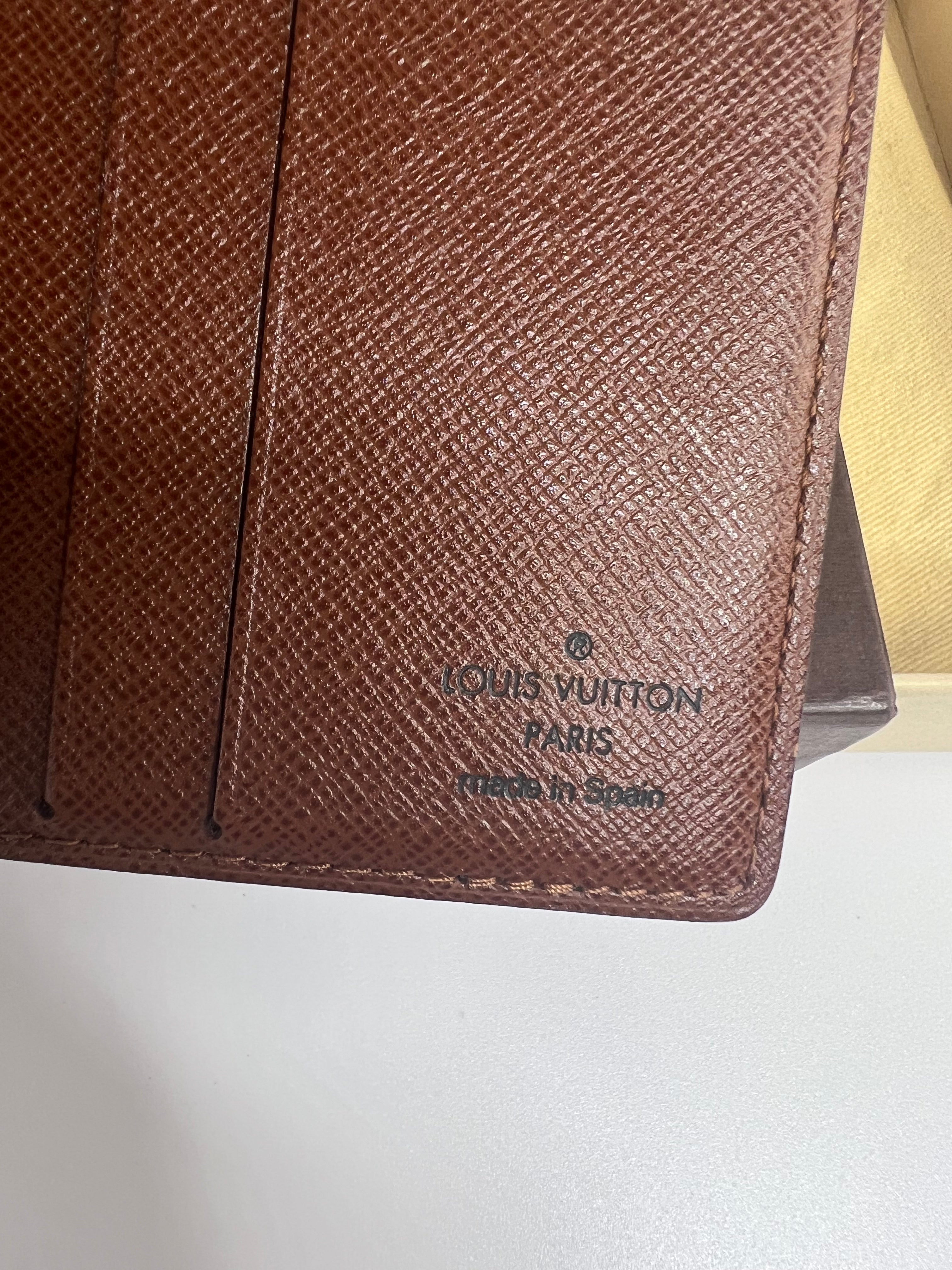 Louis Vuitton Mens Bifold Wallet