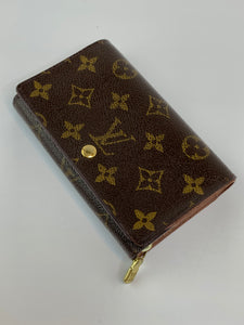 Louis Vuitton Short Wallet