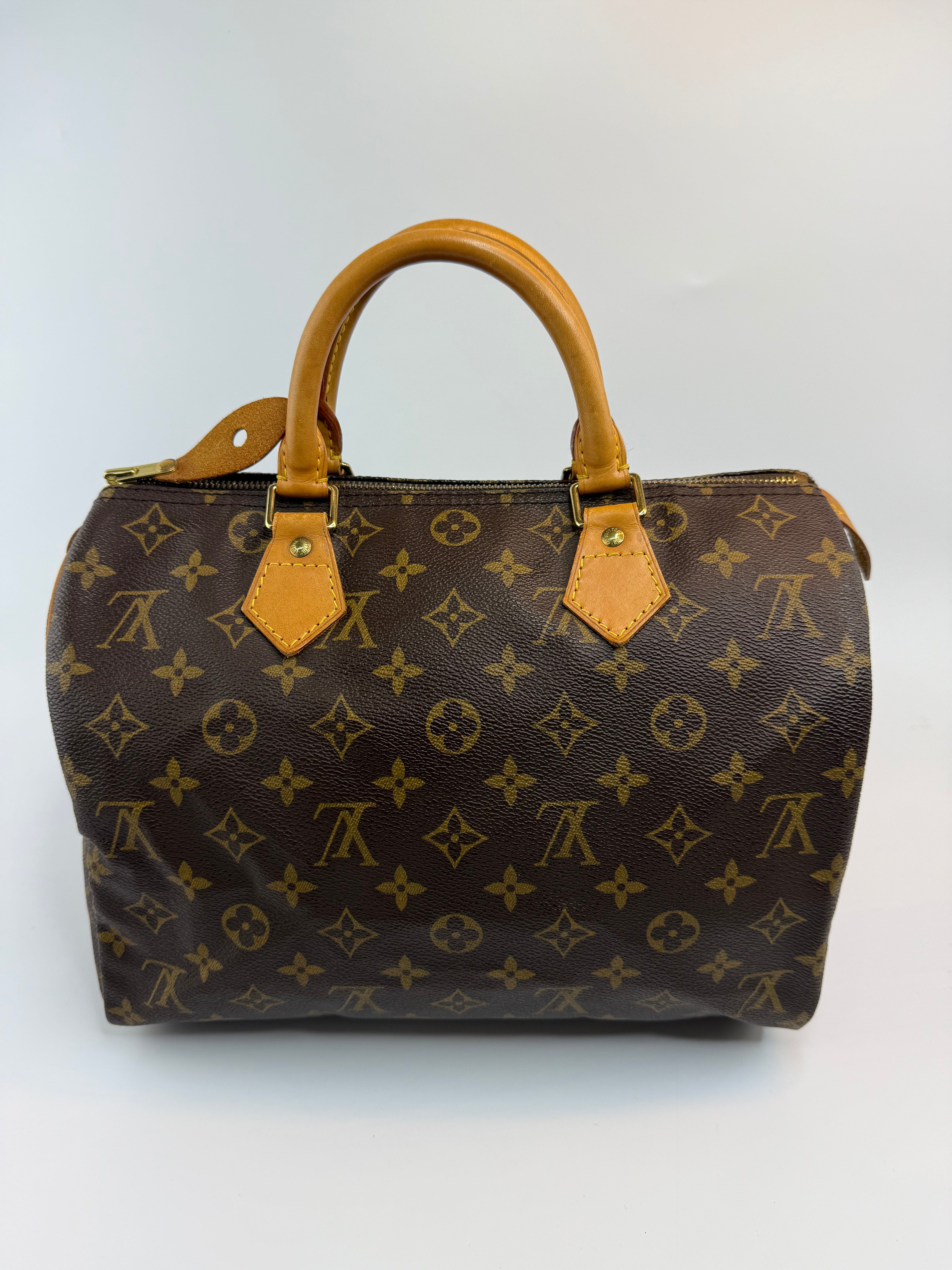 Louis Vuitton Speedy 30