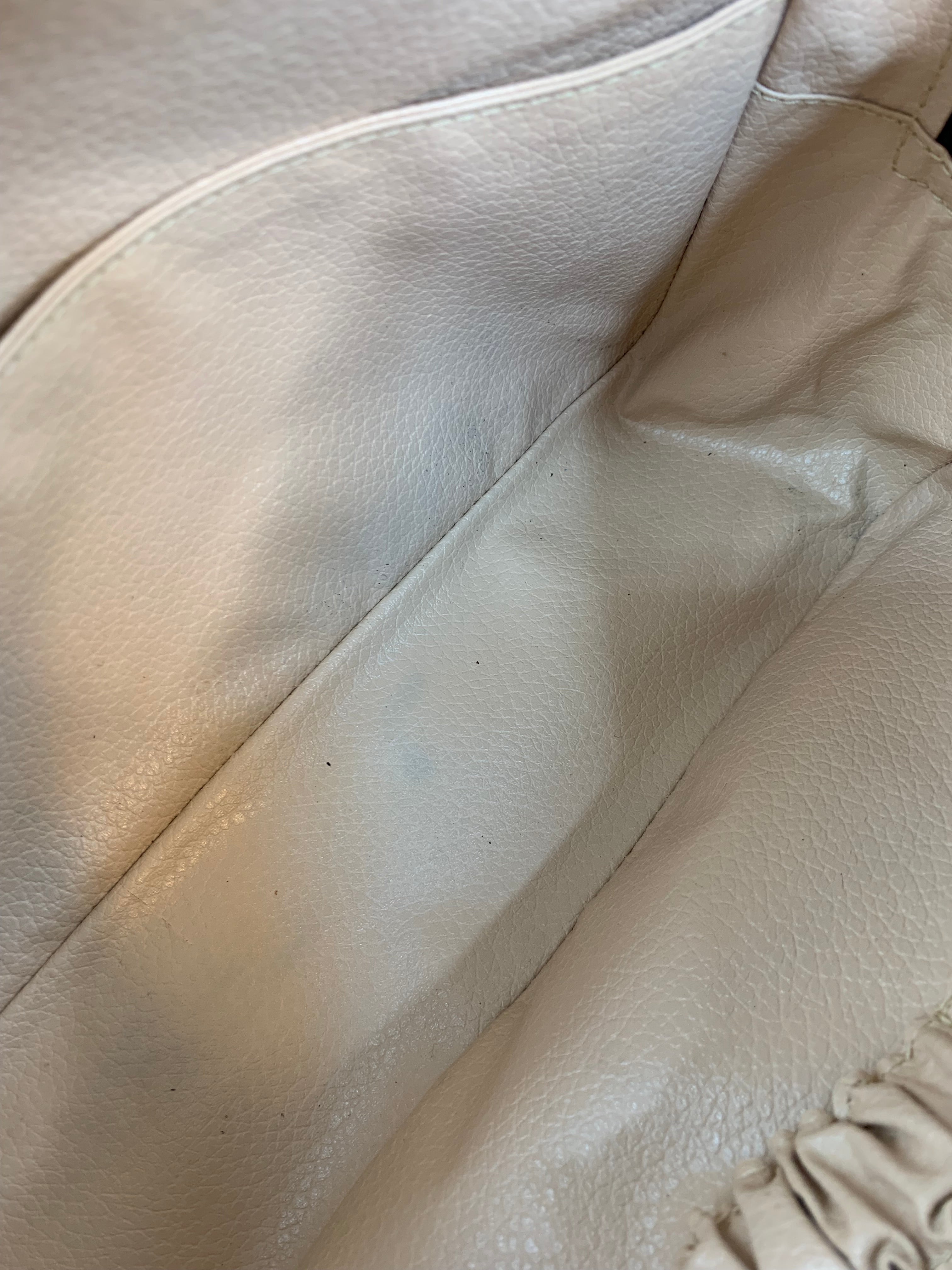 Louis Vuitton Trousse 28