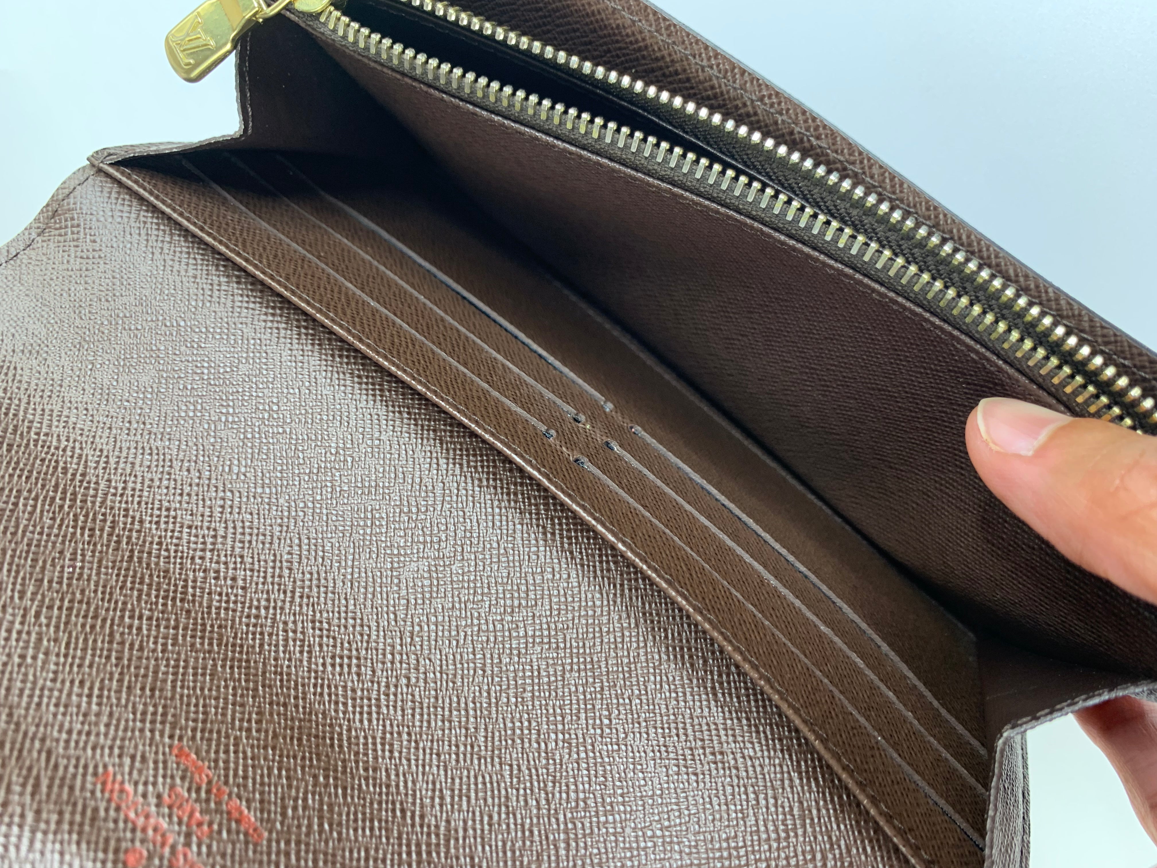 Louis Vuitton Sarah Wallet 10 cc