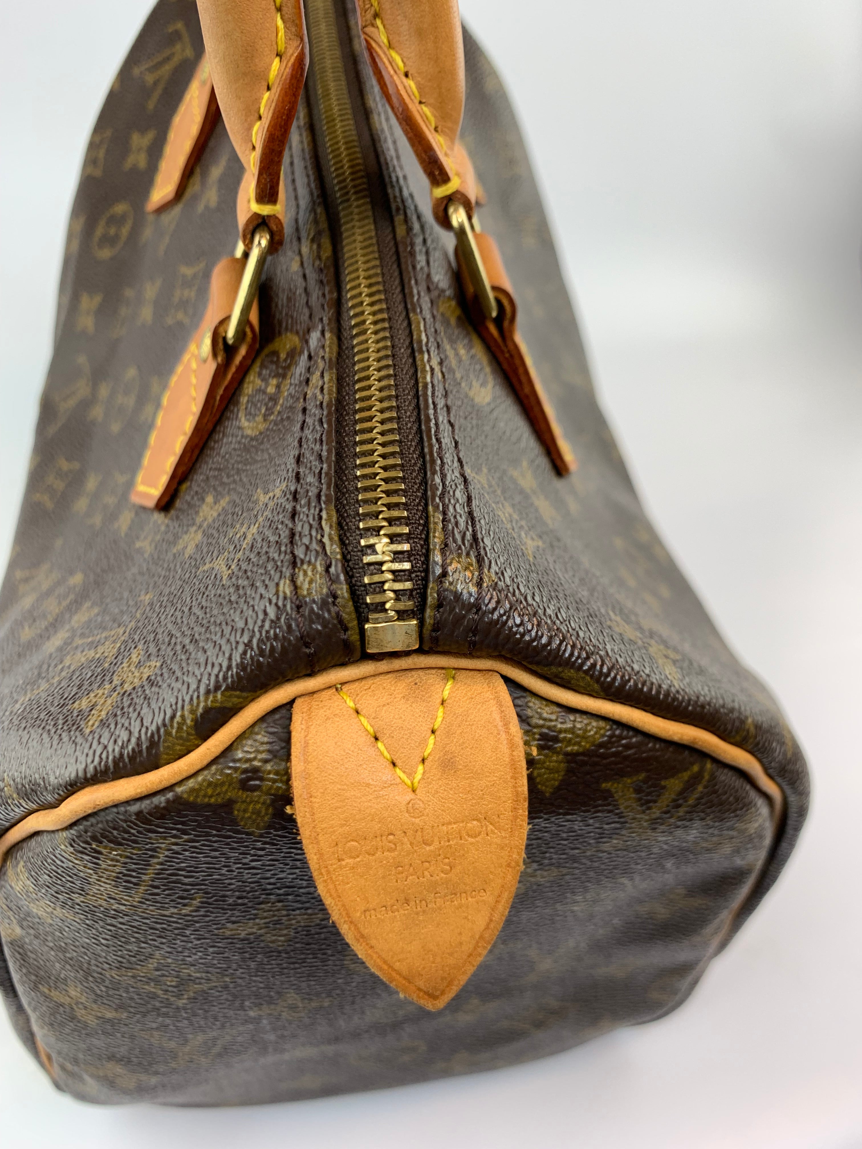 Louis Vuitton Speedy 30