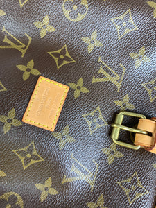 Louis Vuitton Saumur 30