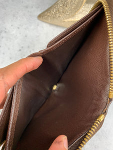 Louis Vuitton Short Zippy Wallet