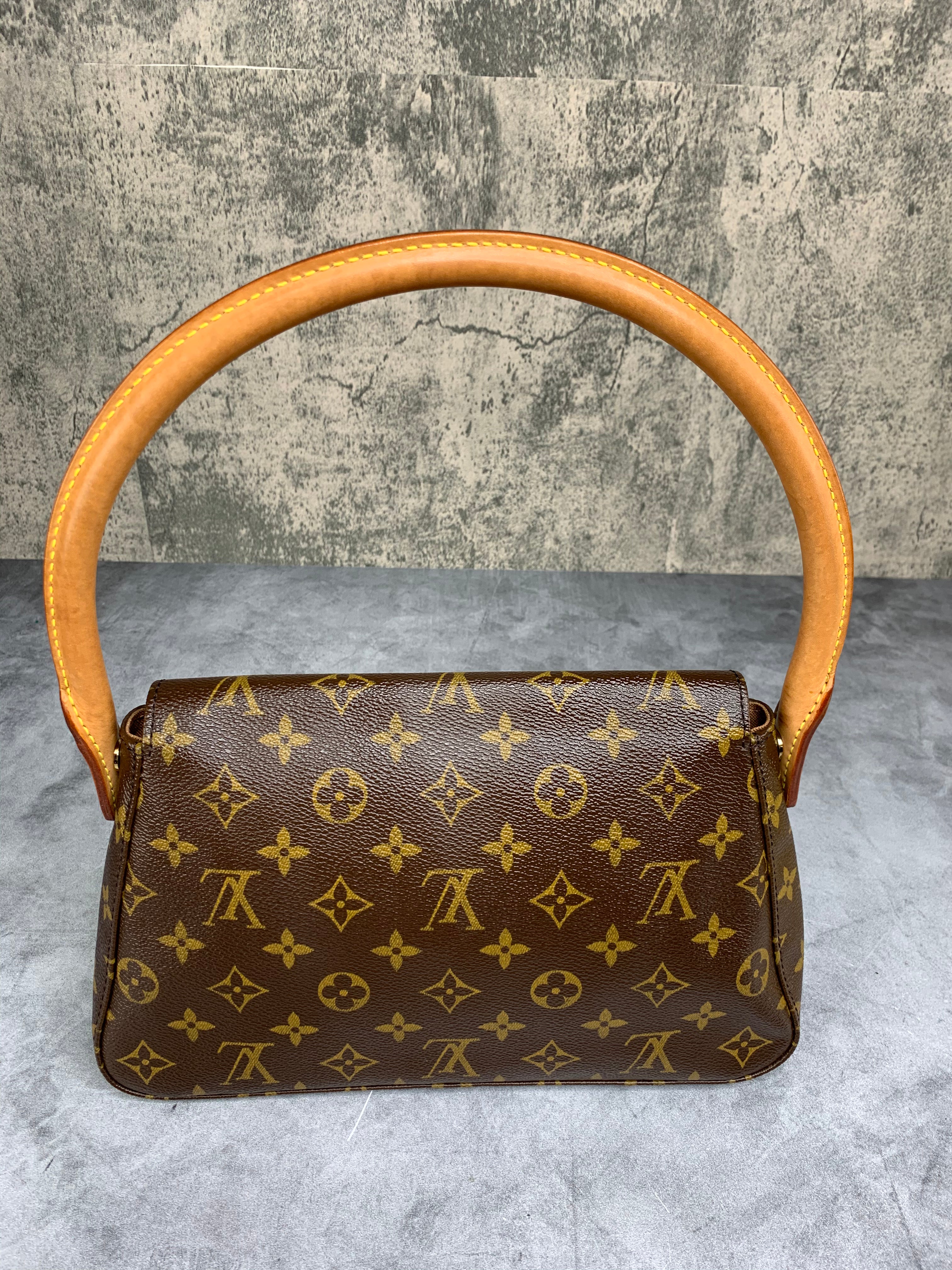 Louis Vuitton, Bags, Mini Looping Louis Vuitton Purse Vintage