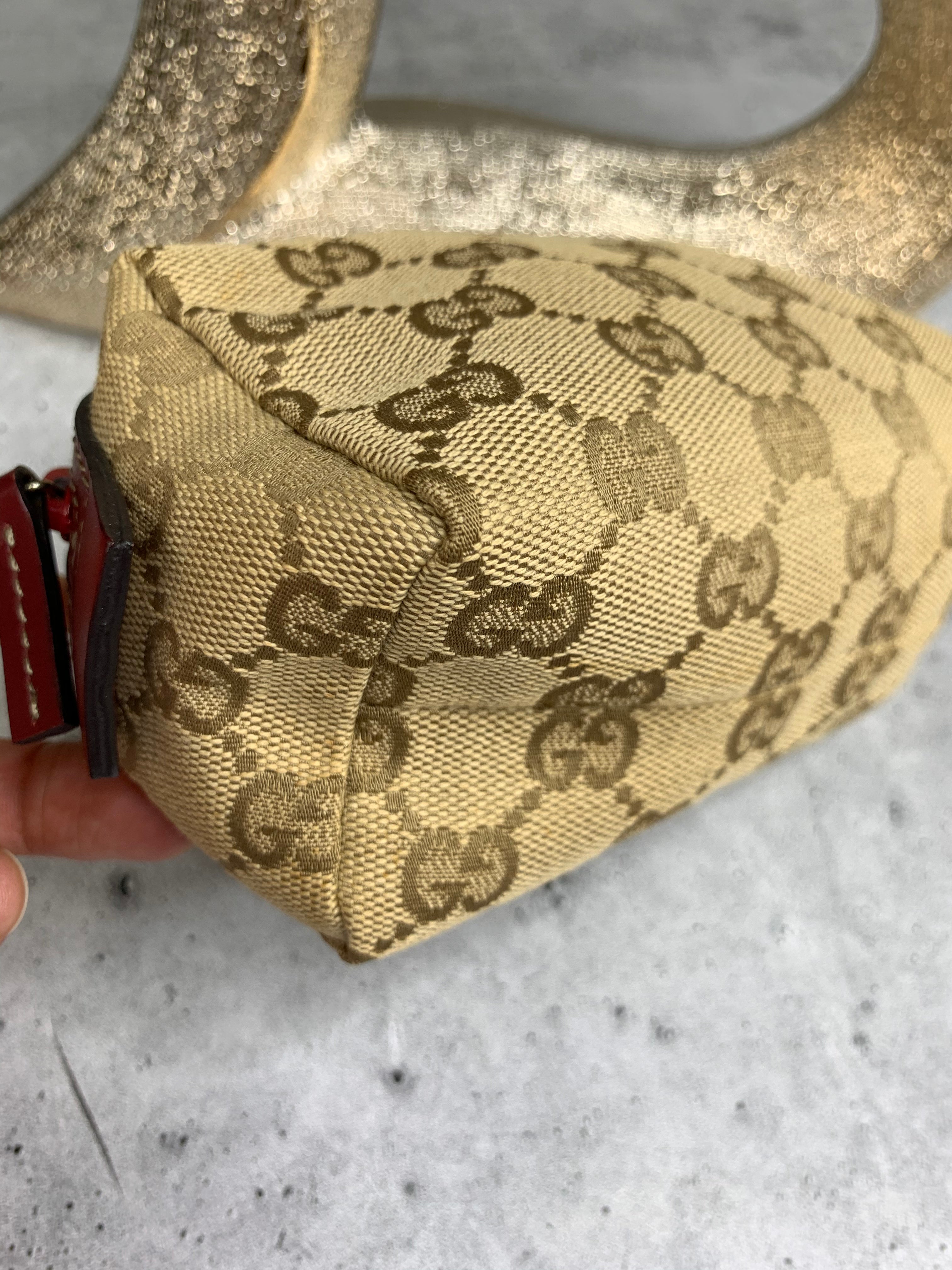 Gucci Pouch