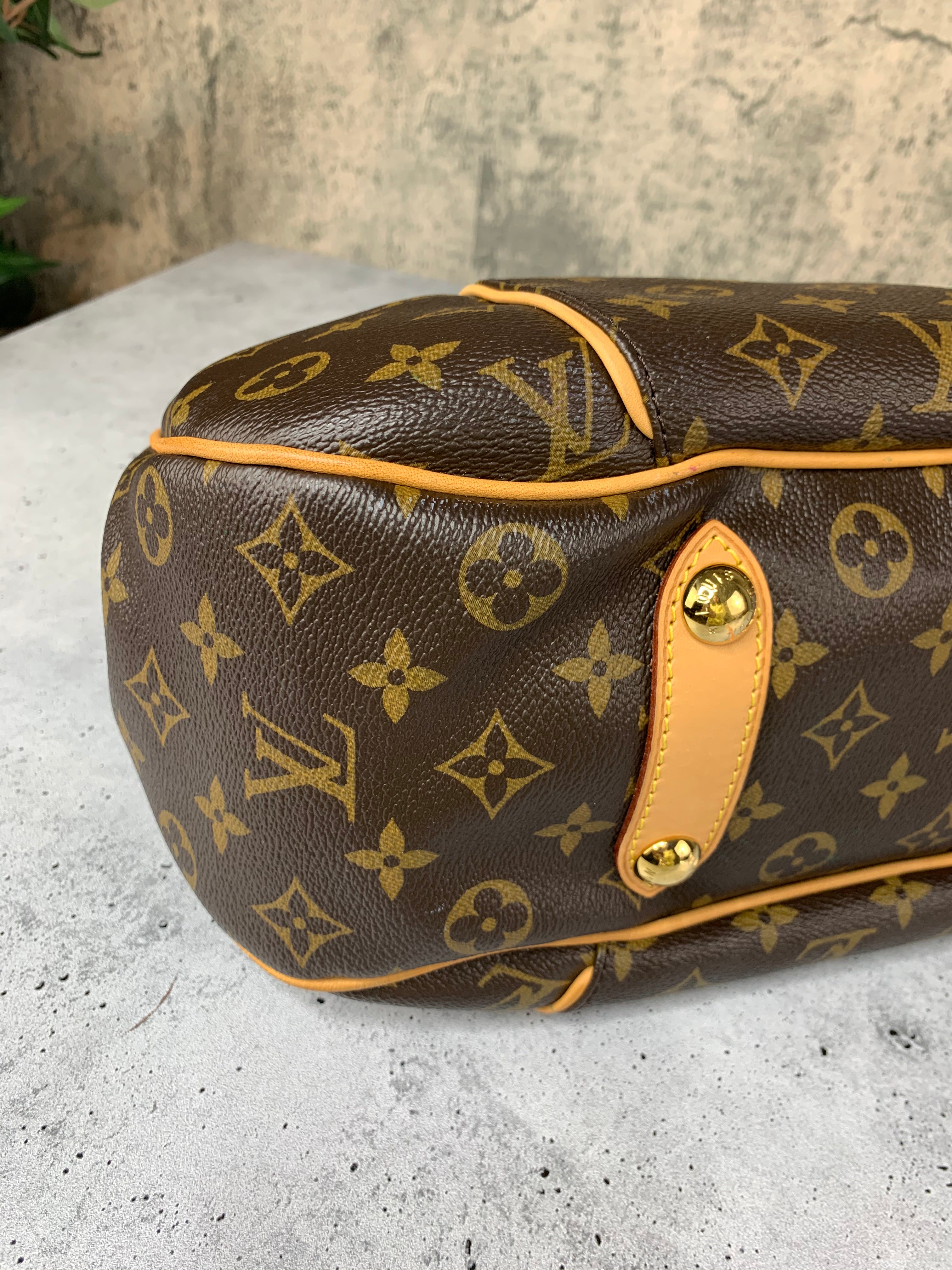 Louis Vuitton Galliera PM