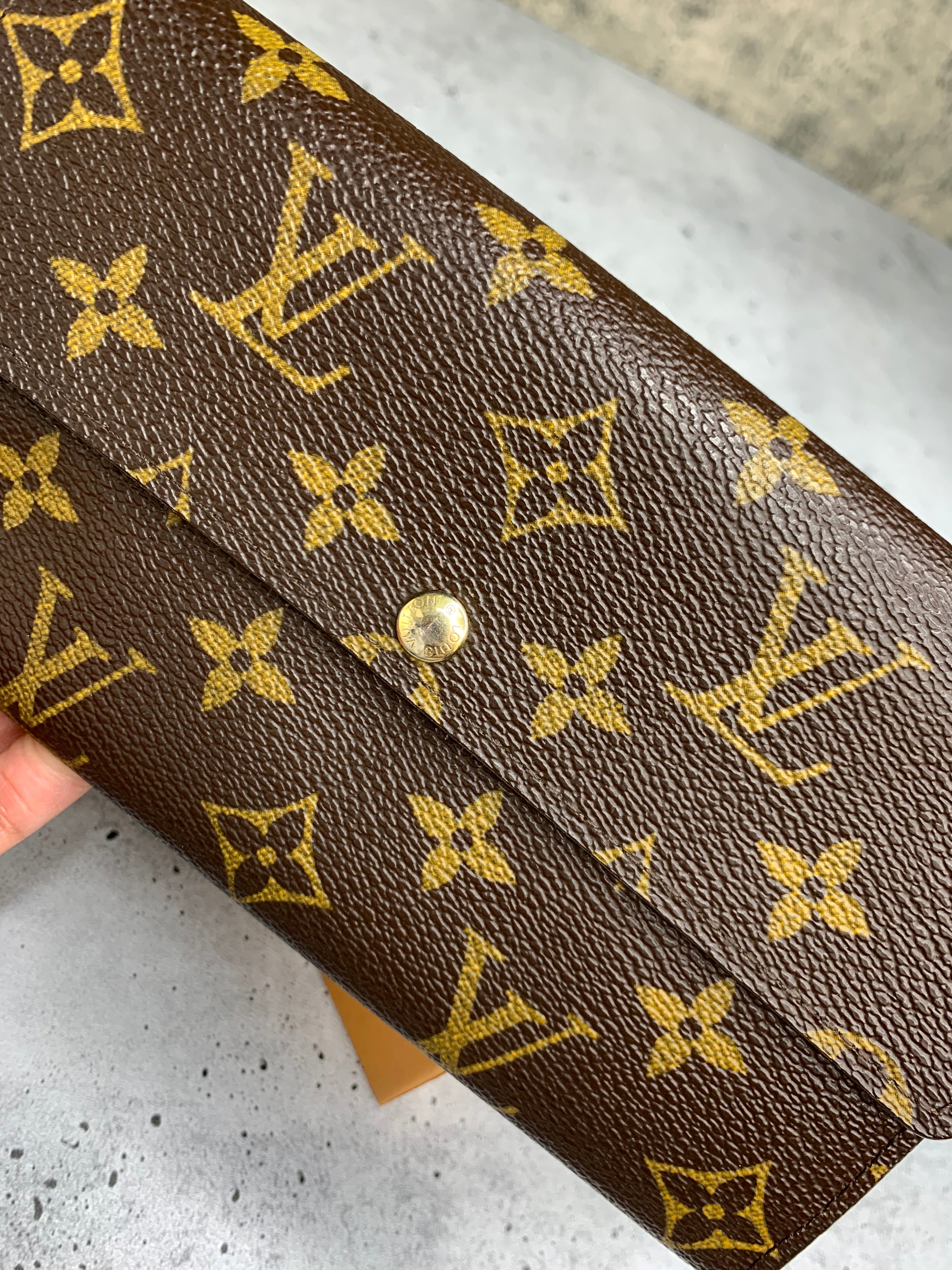 Louis Vuitton Sarah Wallet