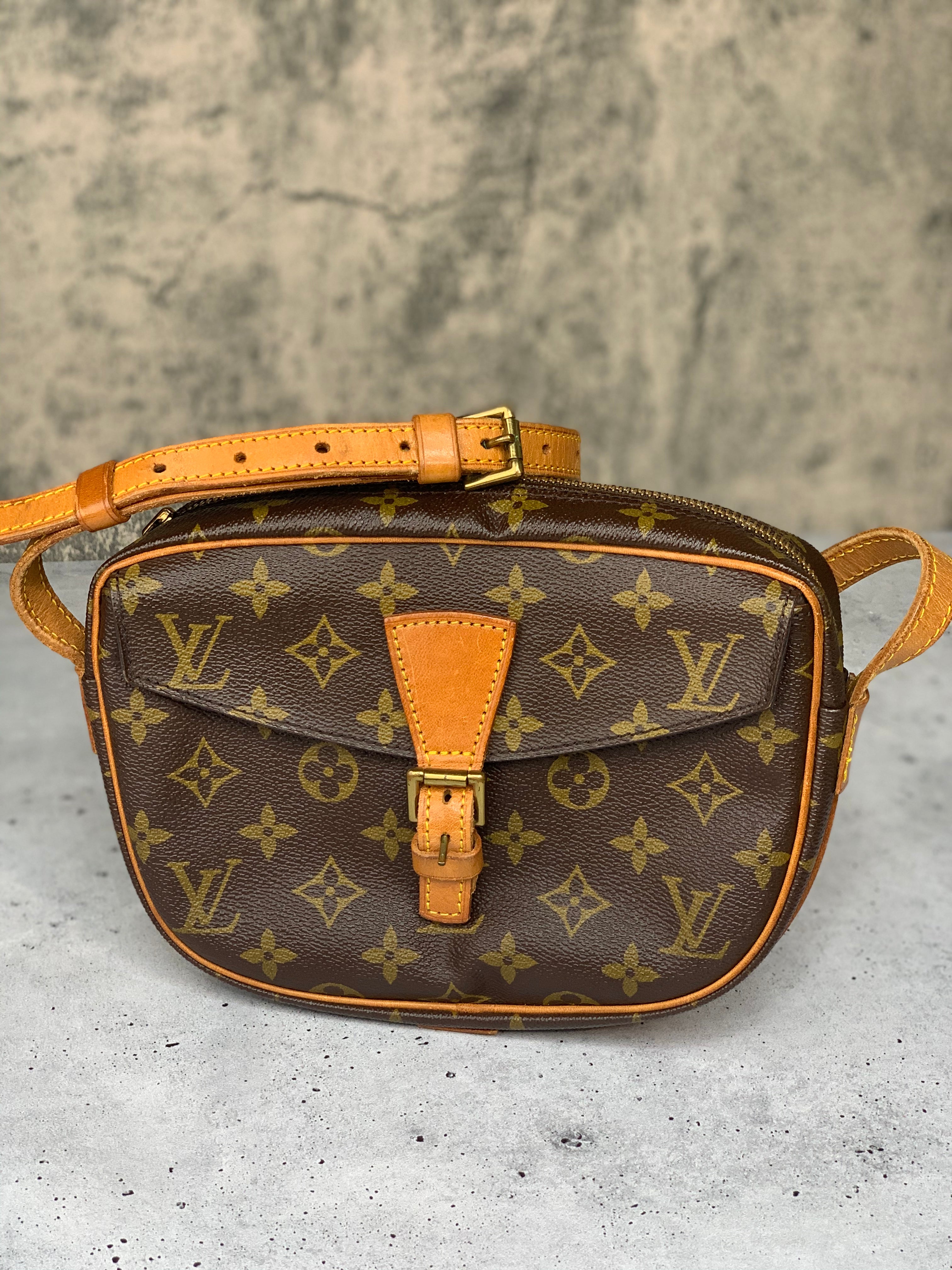 Vintage Louis Vuitton Trocadero Bag With Monogram From the -  Israel