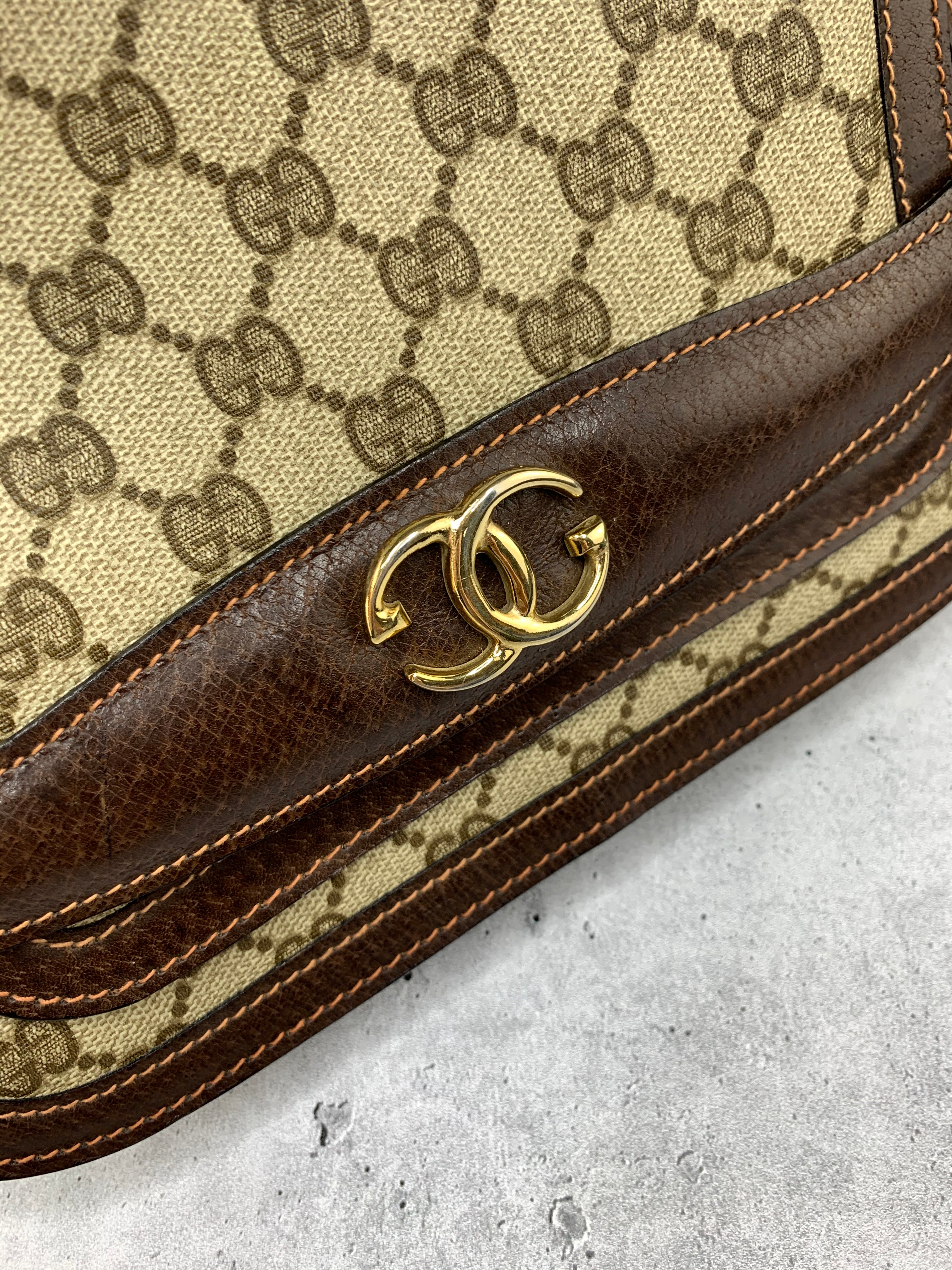 Gucci Shoulder Bag