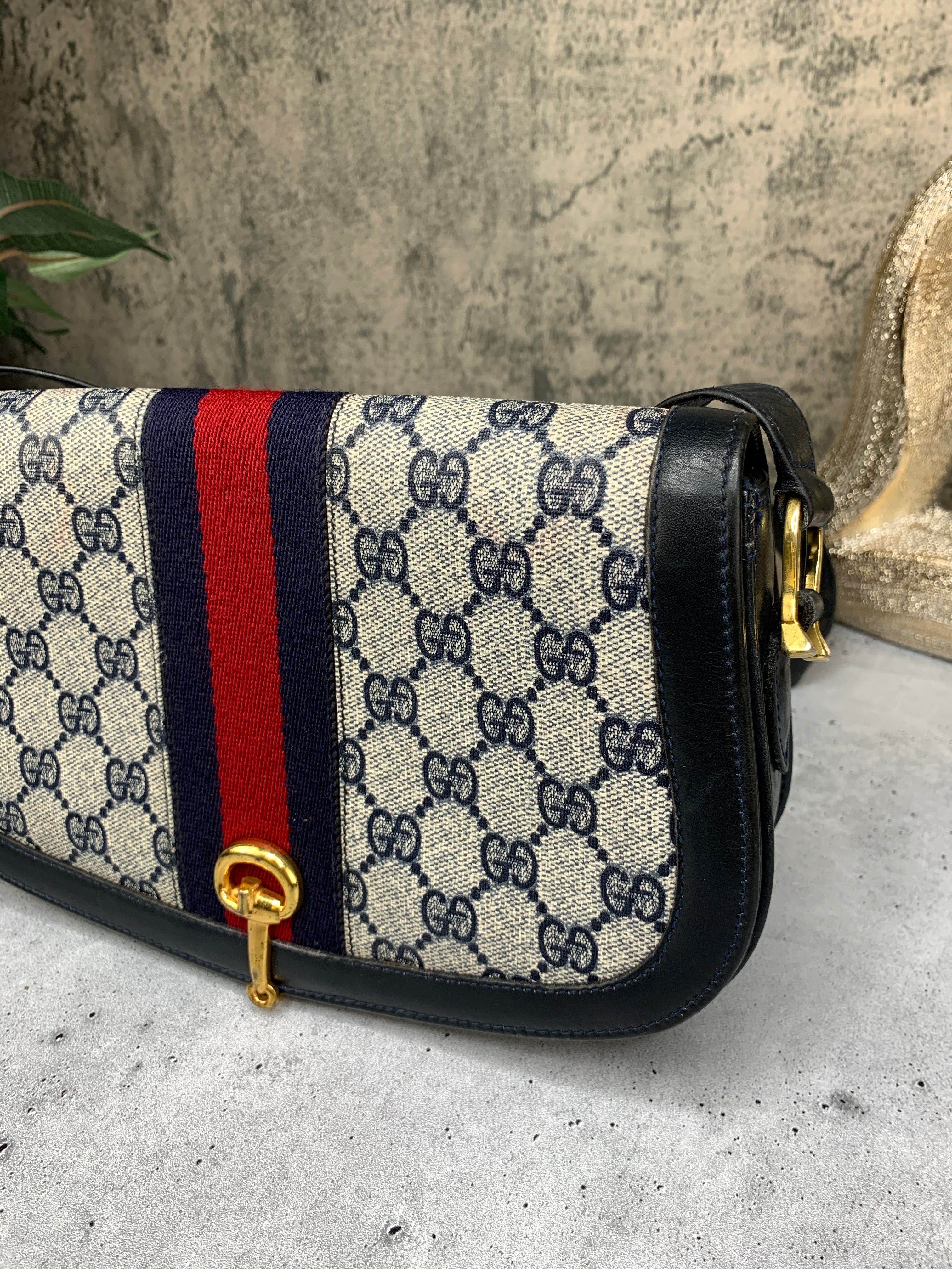 Gucci Shoulder Bag