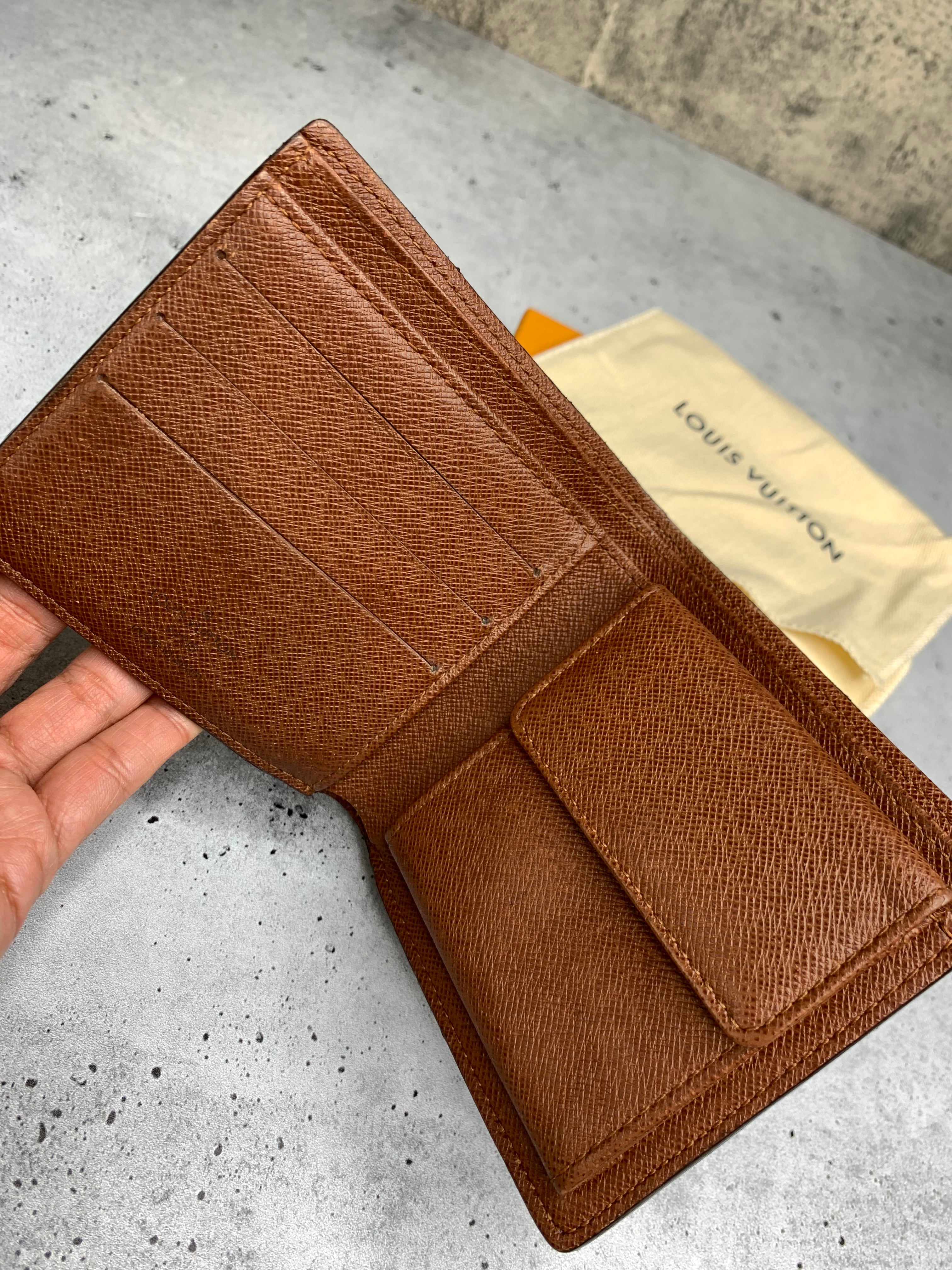 Louis Vuitton Mens Wallet