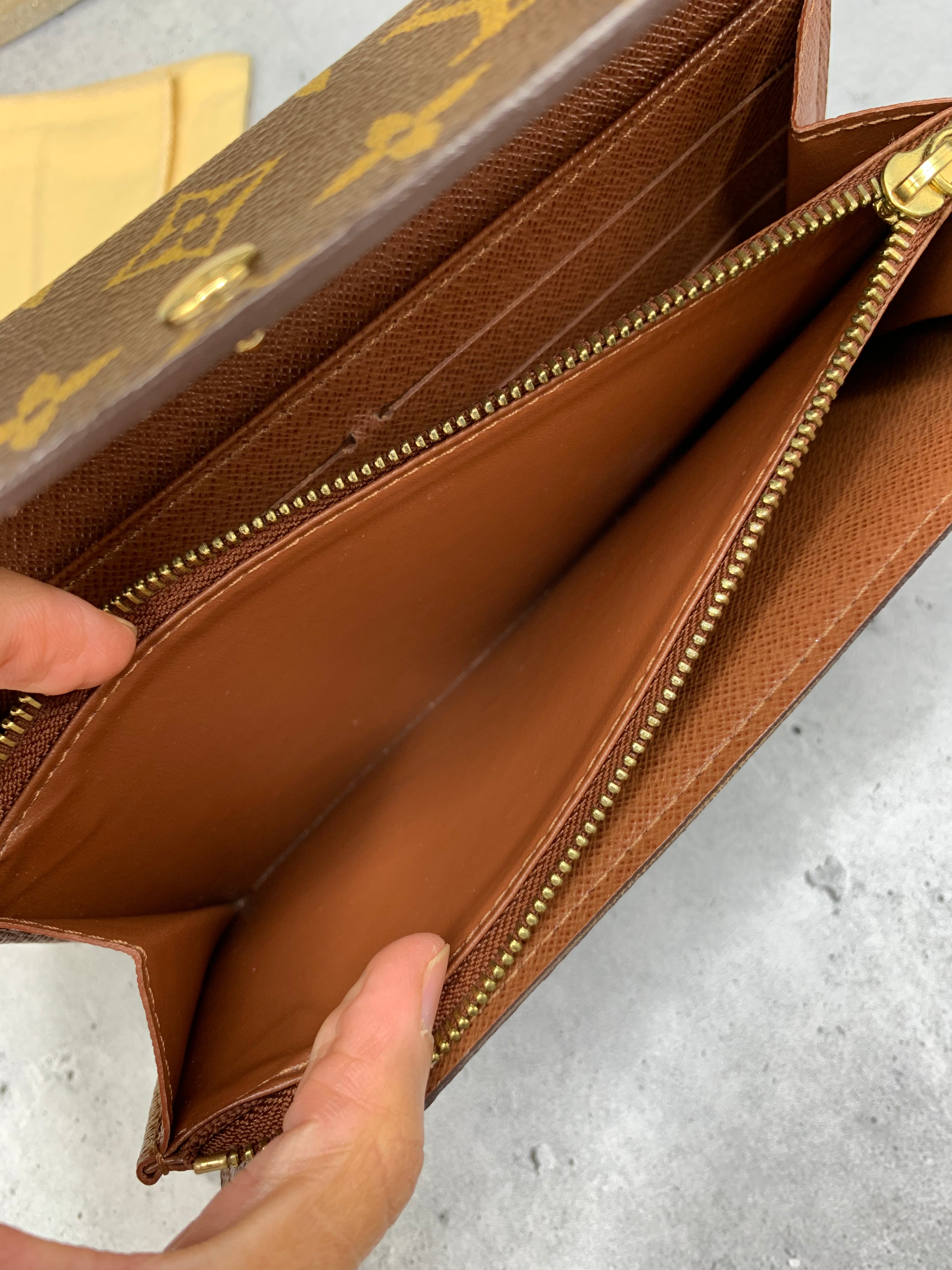 Louis Vuitton Sarah Wallet