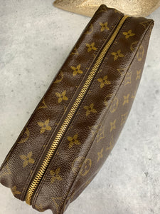 Louis Vuitton Trousse 28