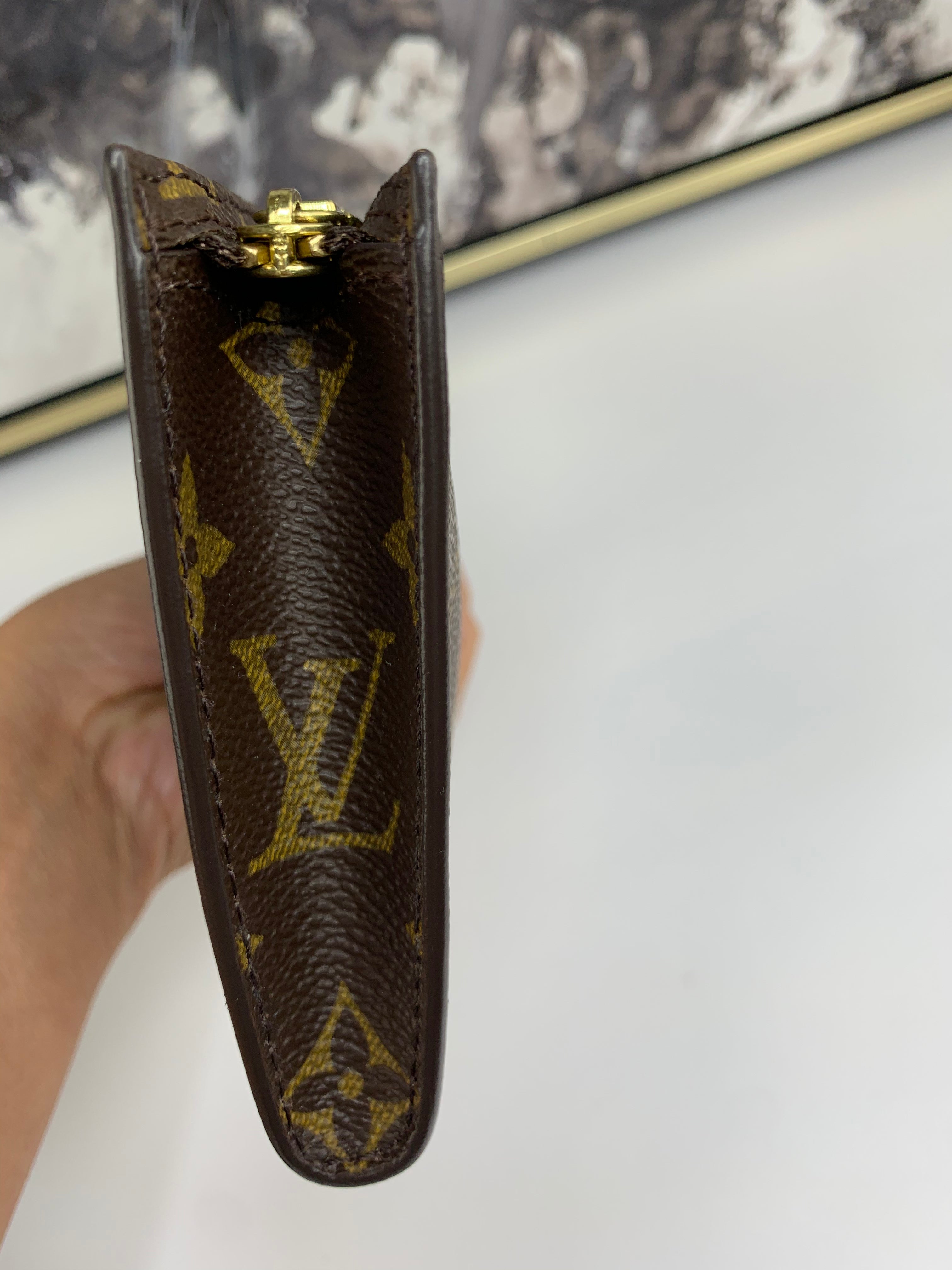 Louis Vuitton Bucket Pouch GM