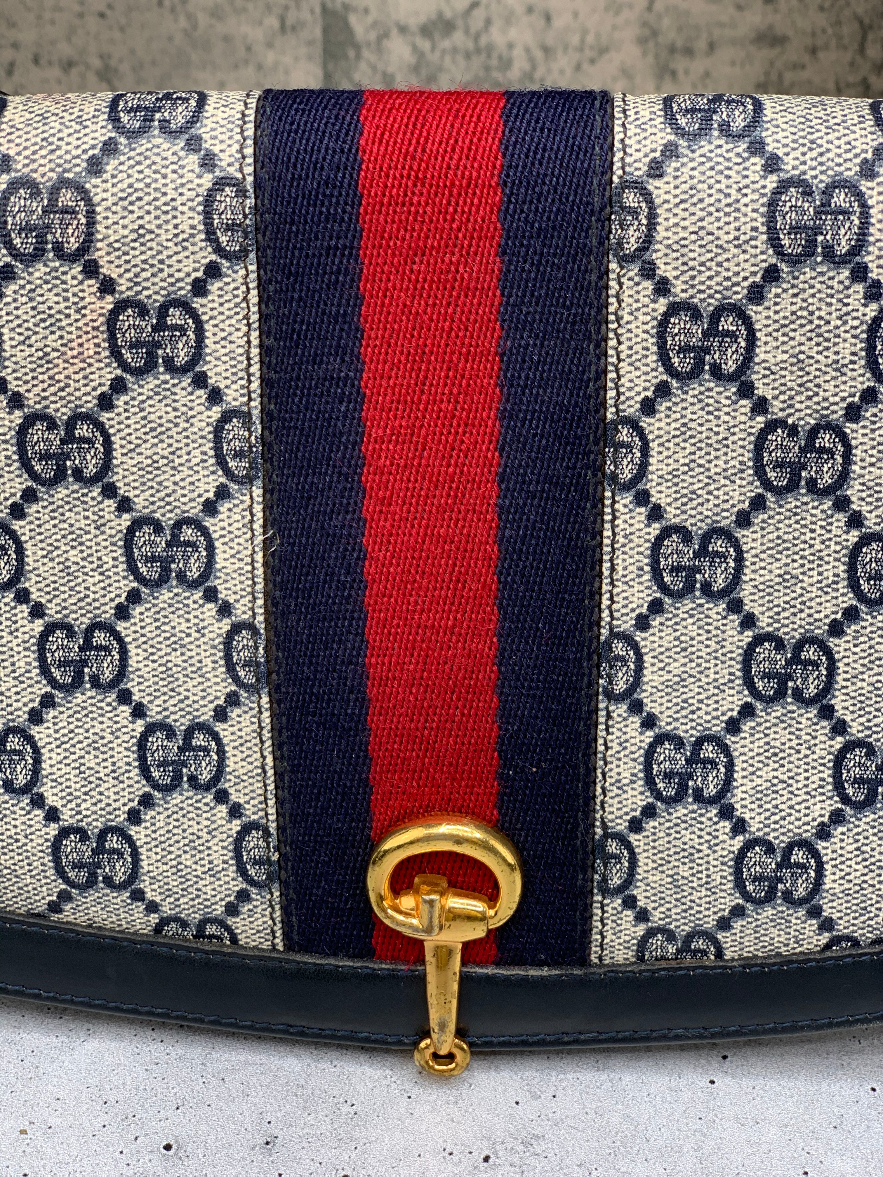 Gucci Shoulder Bag