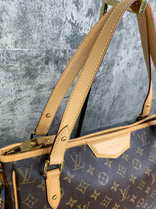 Estrela leather crossbody bag Louis Vuitton Brown in Leather