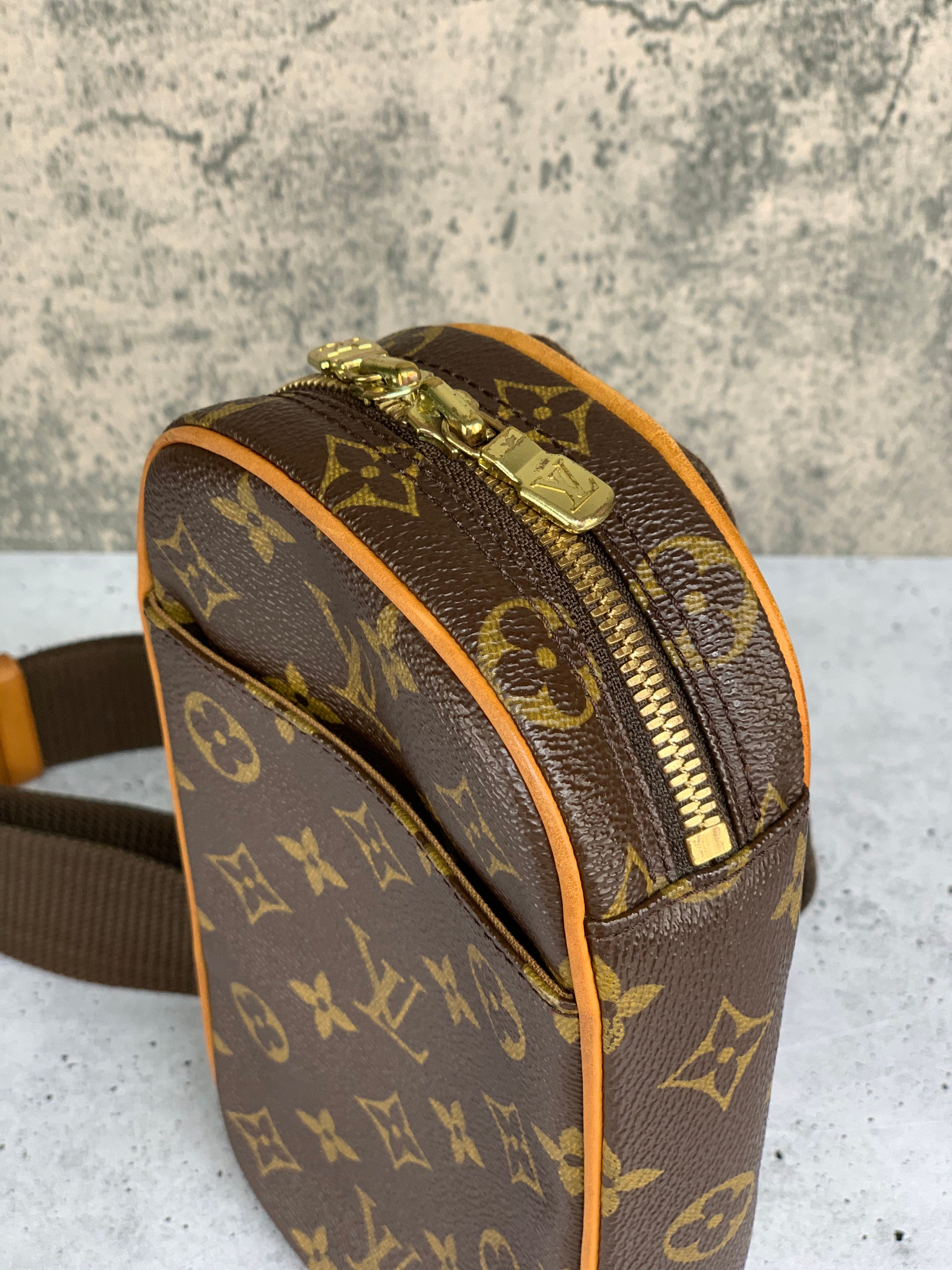 Gange Crossbody