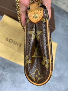 Louis Vuitton Eva Clutch/ Crossbody