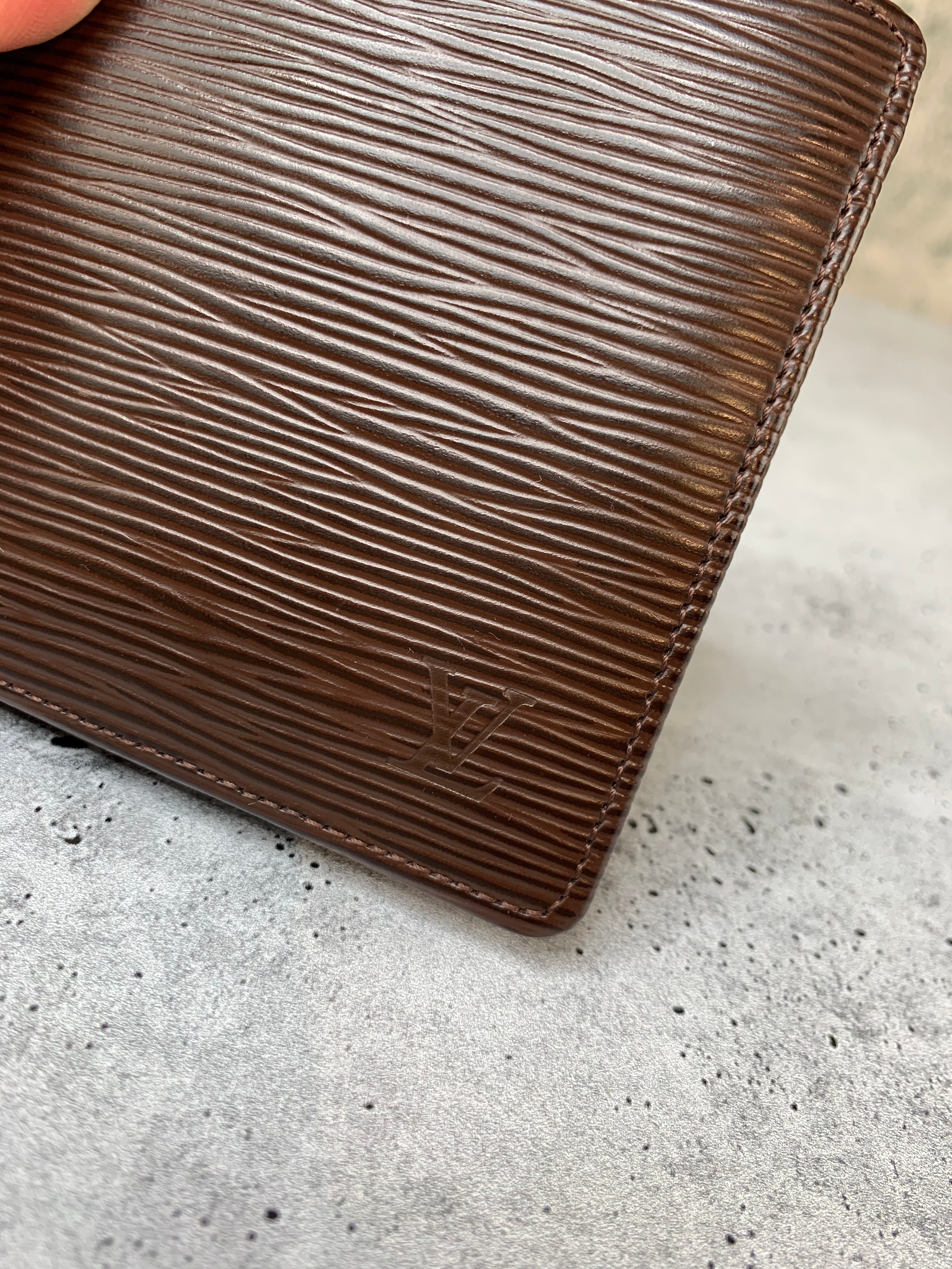 Louis Vuitton // Brown Epi Leather Marco Men's Wallet // VI0071