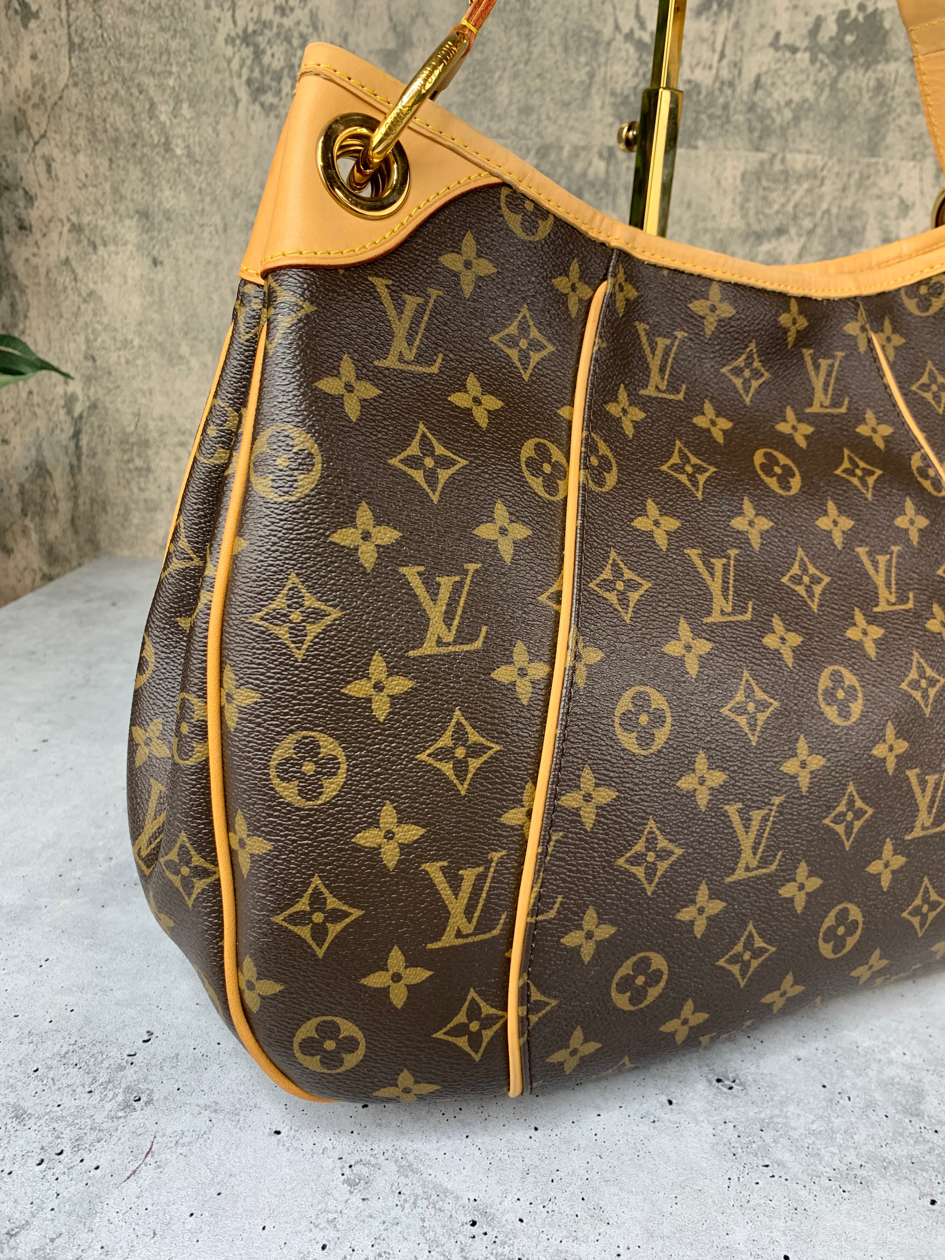 Louis Vuitton Galliera PM