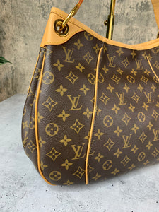 Louis Vuitton Galliera PM