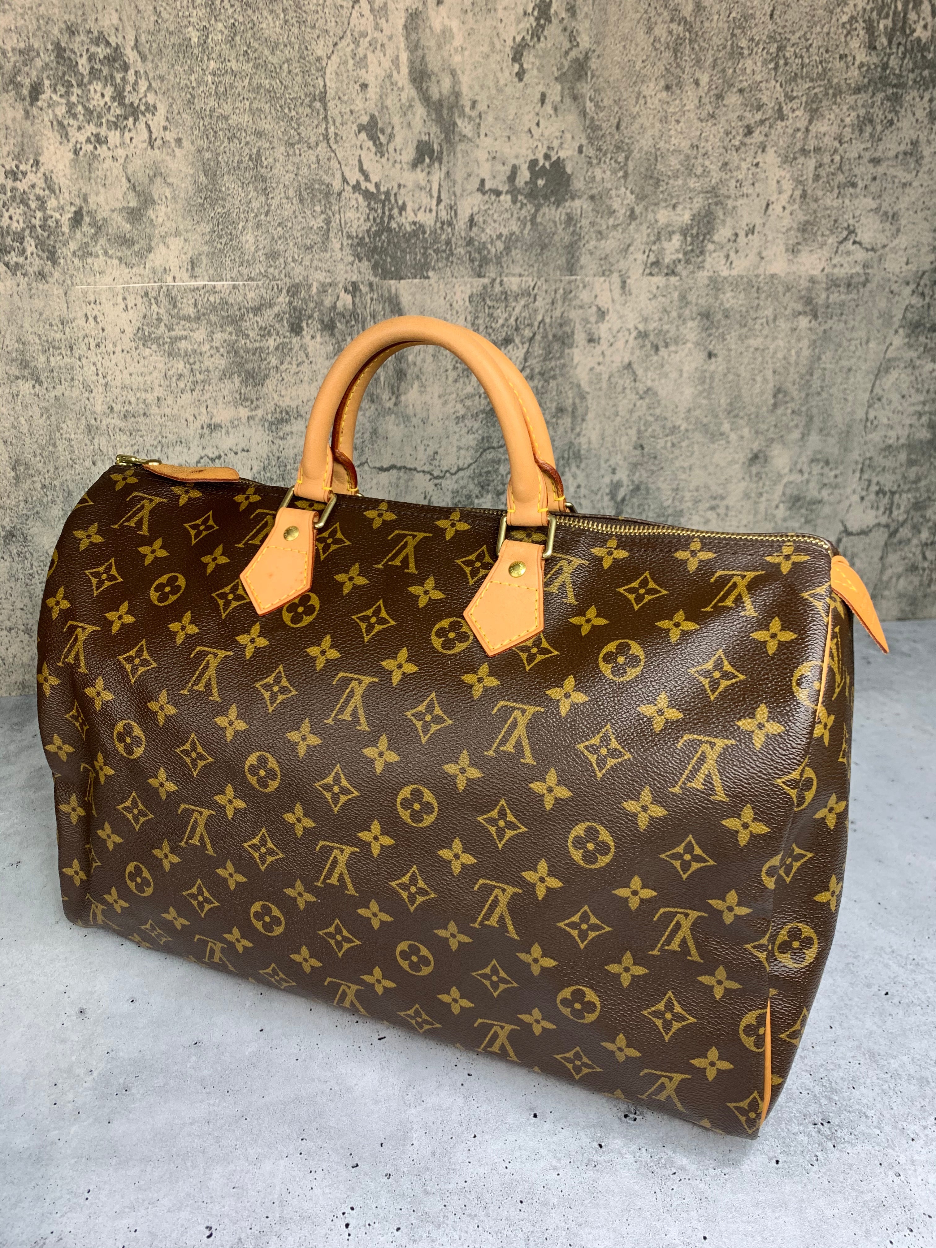 Louis Vuitton Speedy 40