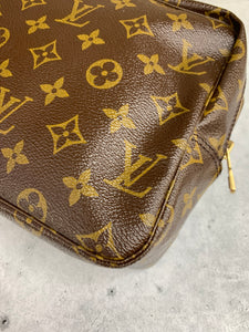 Vintage LOUIS VUITTON Monogram Trousse 28 Cosmetic Pouch Clutch Bag