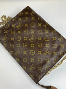 Louis Vuitton Toiletry 26