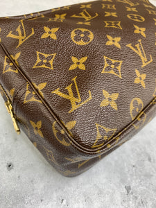 Louis Vuitton Trousse 28