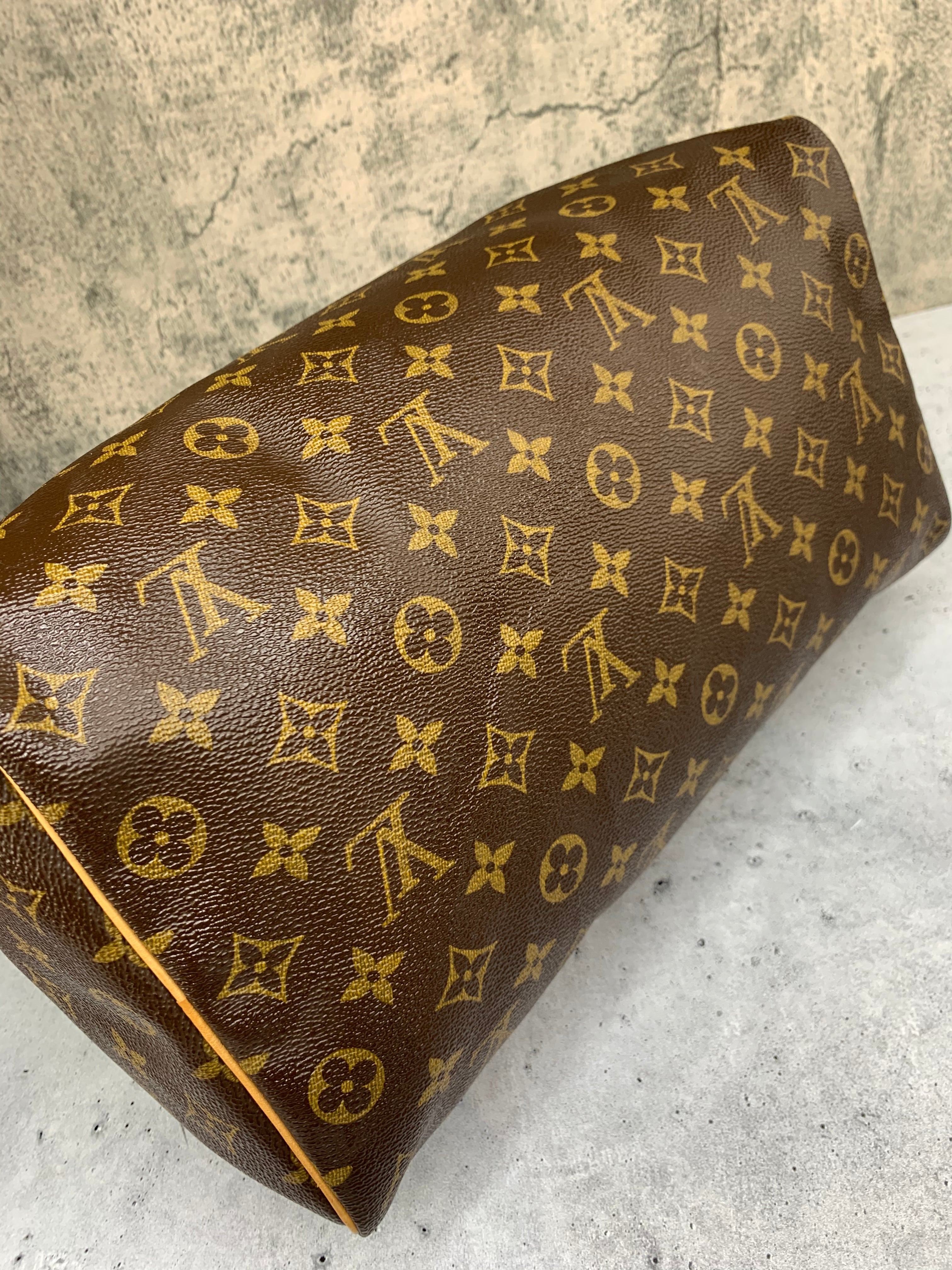 Louis Vuitton 'Speedy 35' Bag – Fashionably Yours