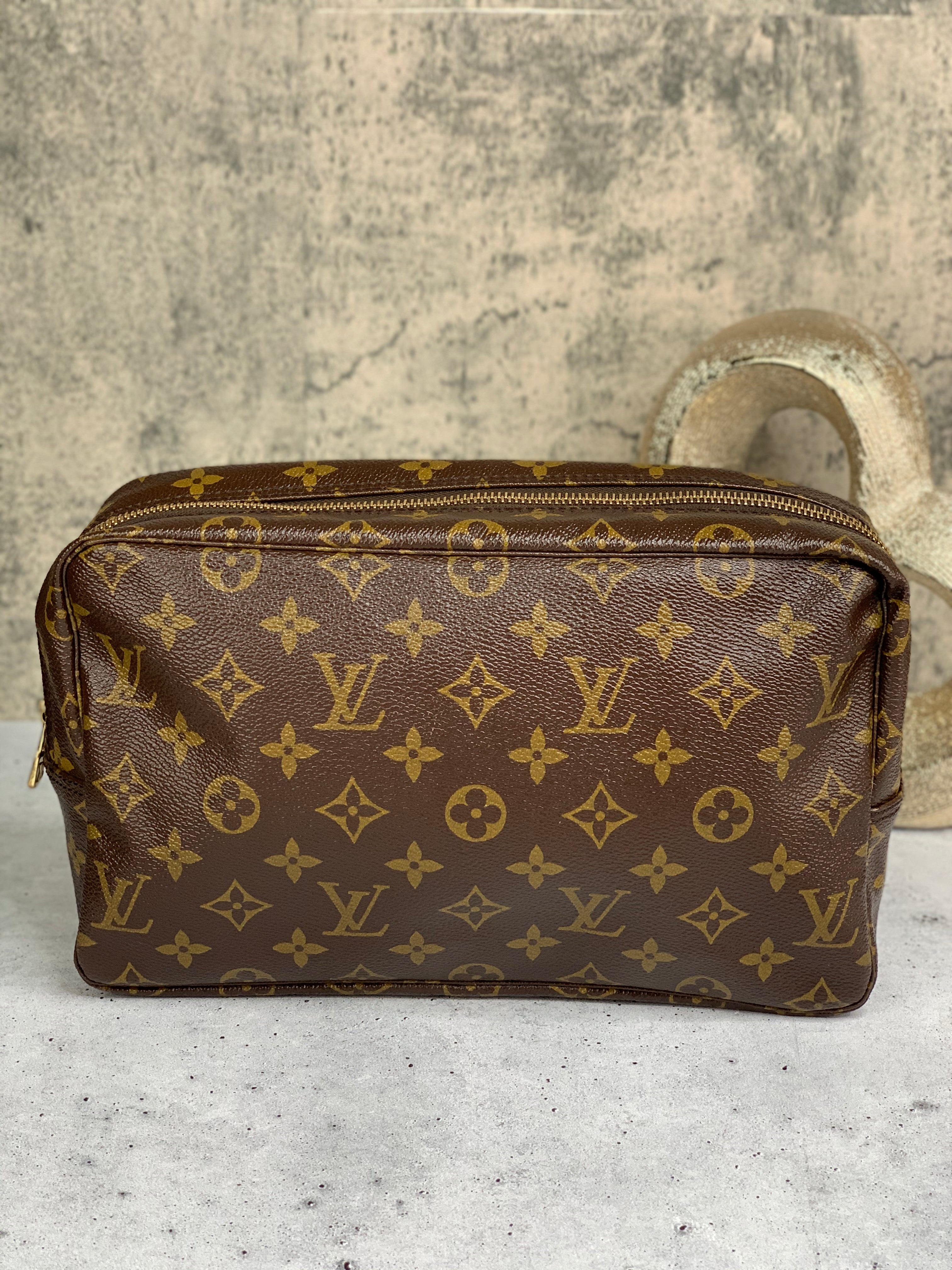 Louis Vuitton Monogram Trousse Toilette 28 - Brown Cosmetic Bags