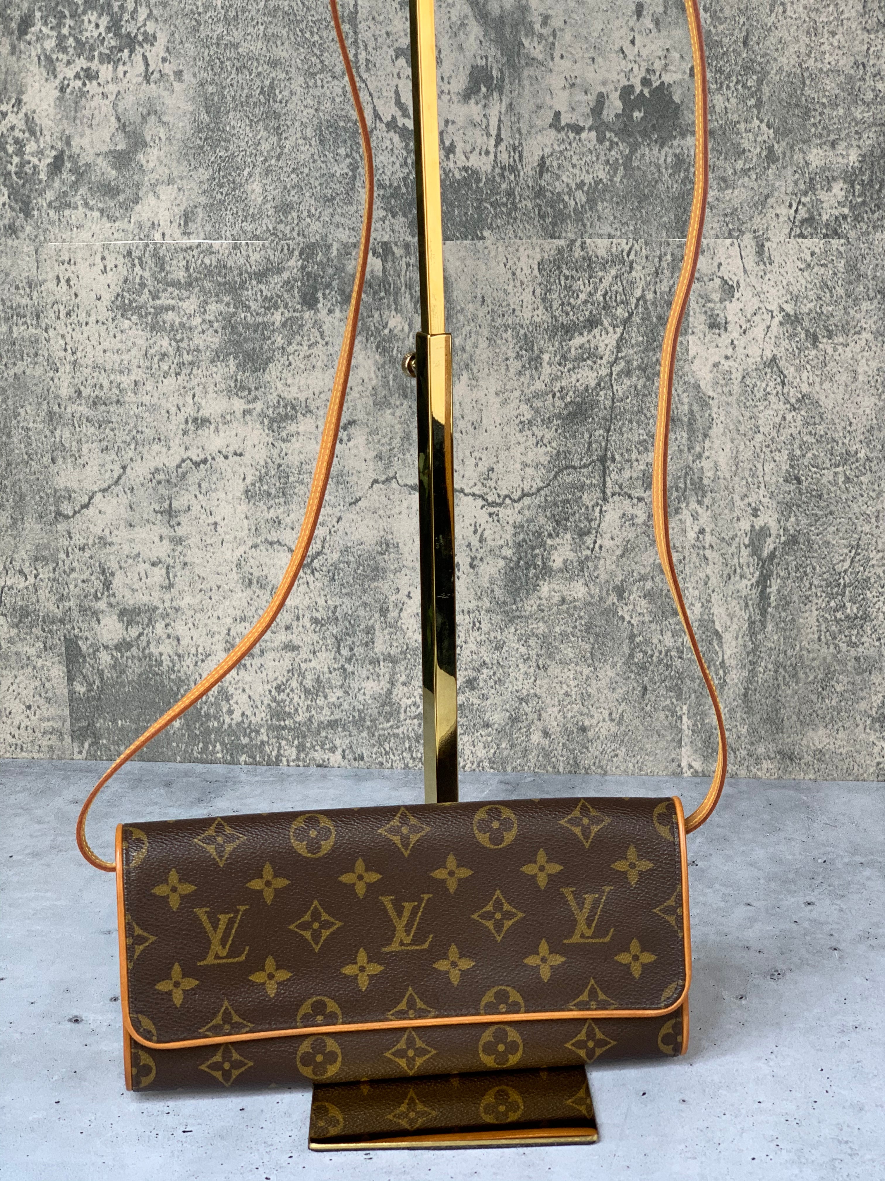 Louis Vuitton Twin Pochette GM