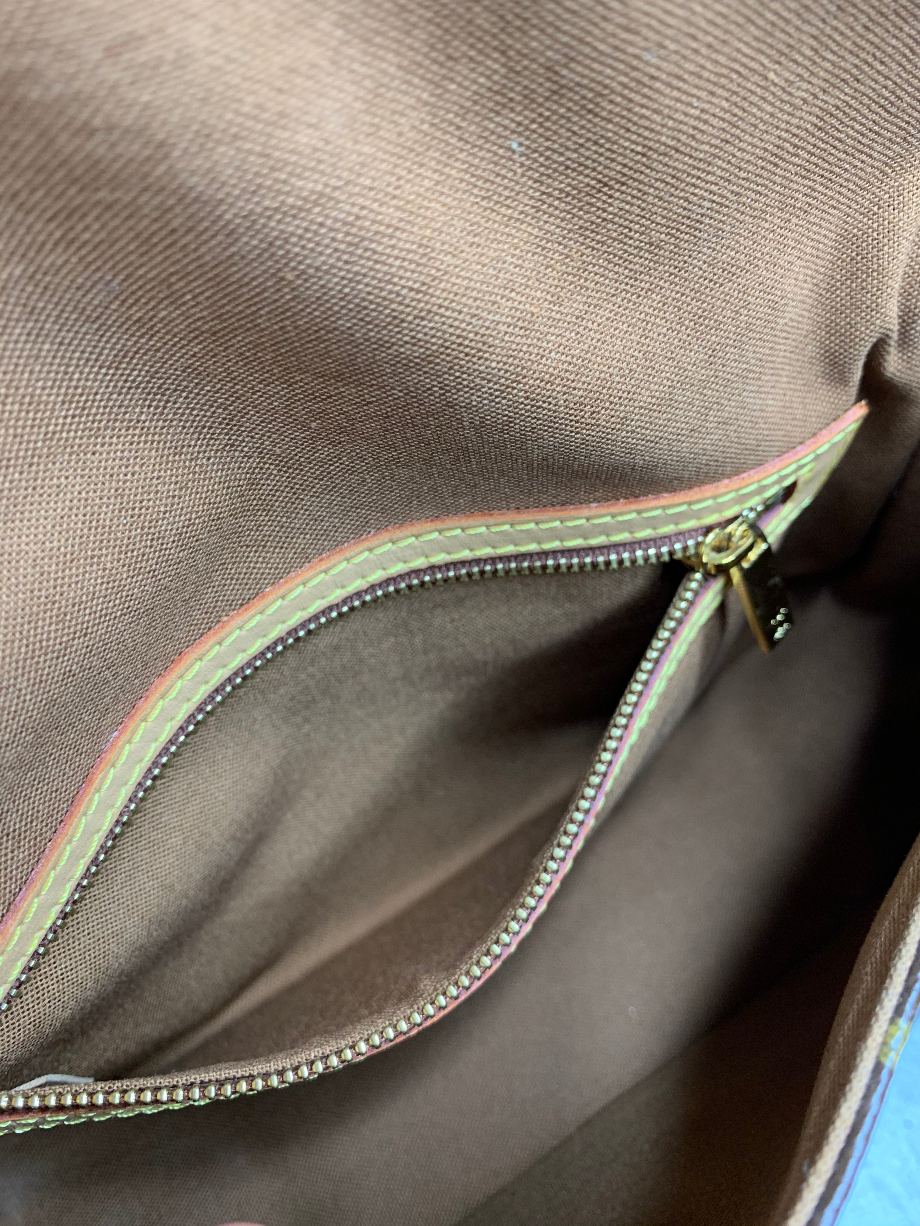 Louis Vuitton Looping PM Bags Brown Leather ref.618623 - Joli Closet