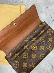 Louis Vuitton Sarah Wallet