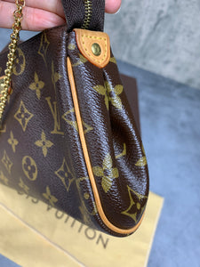 Louis Vuitton Eva Clutch/ Crossbody