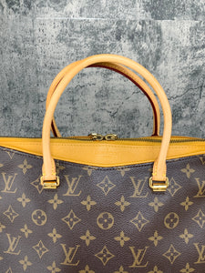 Louis Vuitton Saffron Pallas Bag