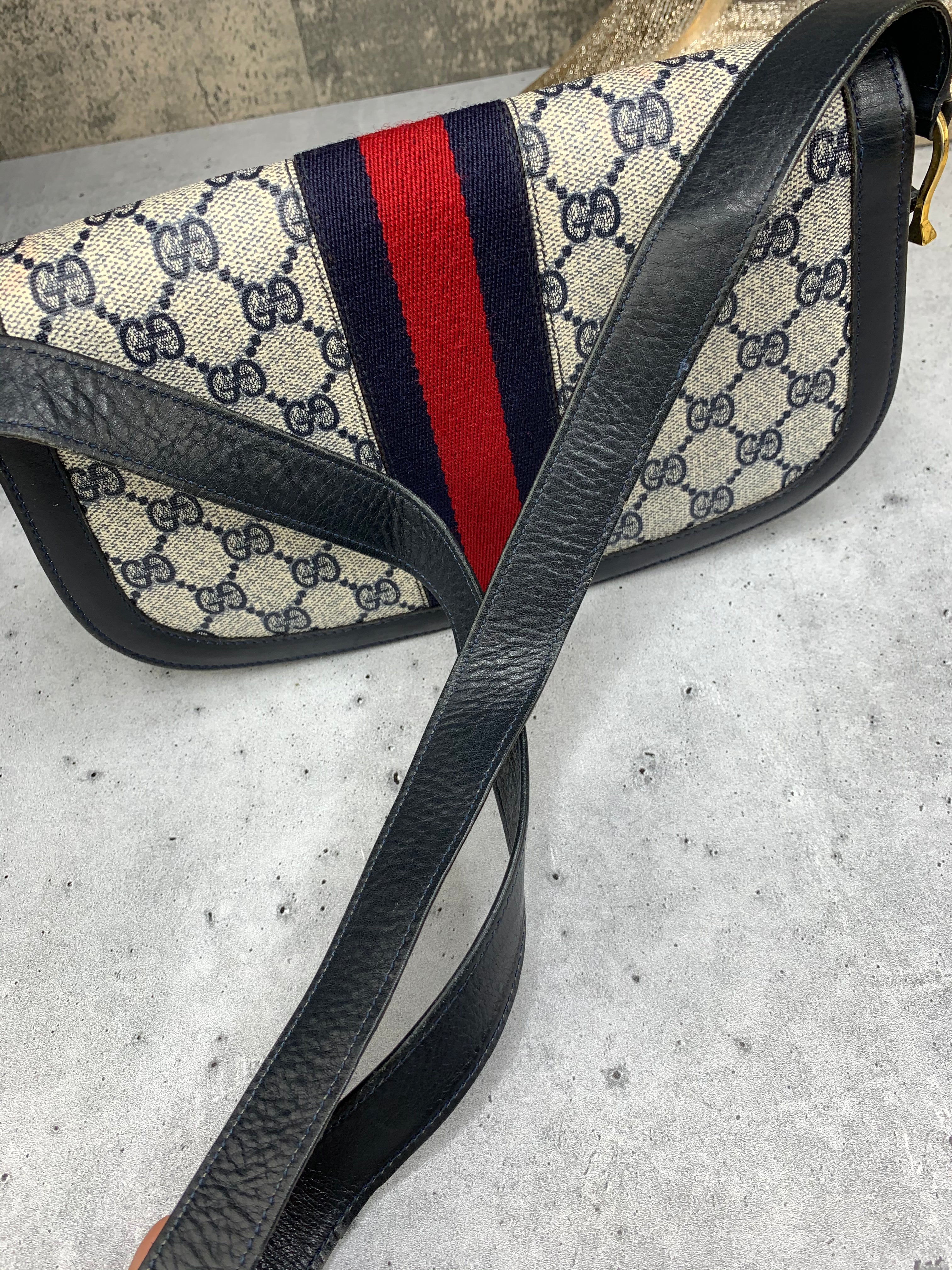 Gucci Shoulder Bag