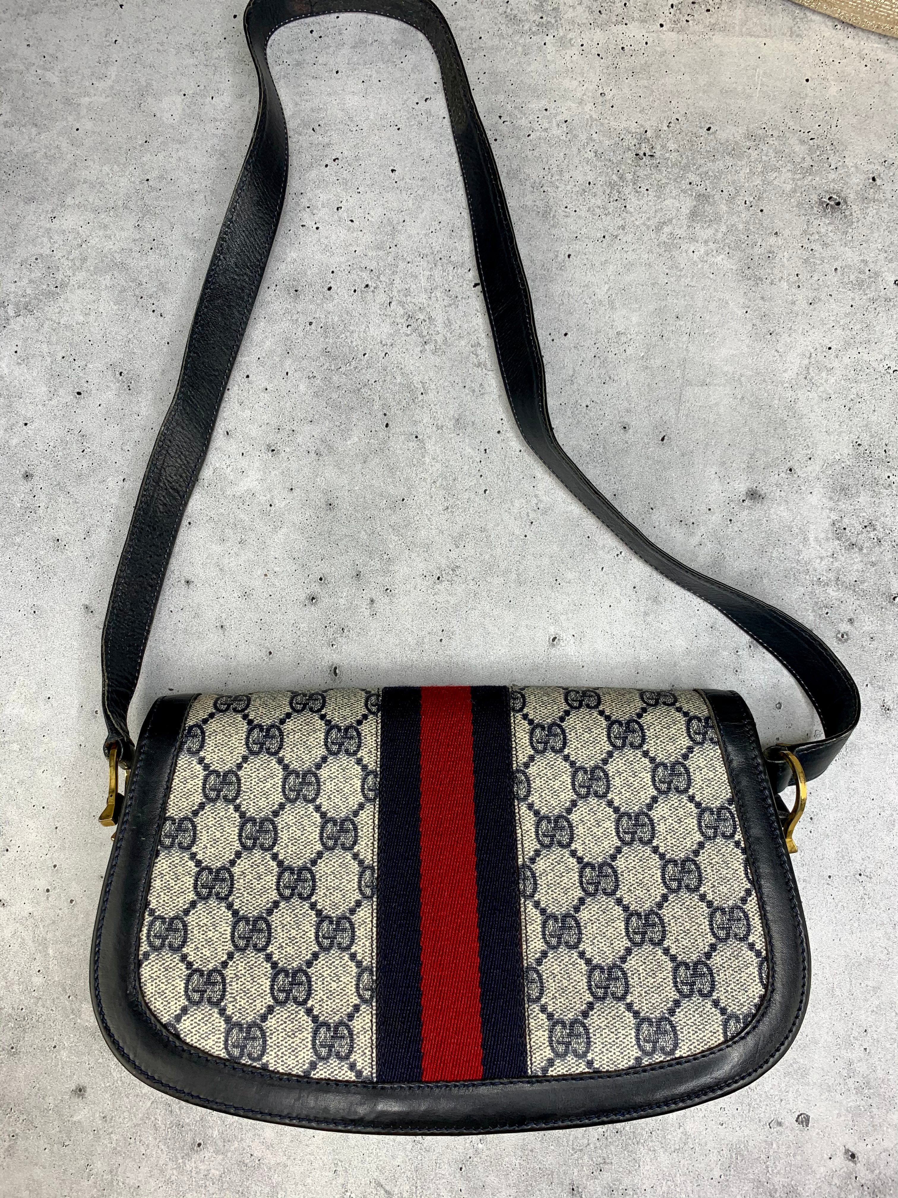 Gucci Shoulder Bag