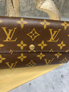 Louis Vuitton Sarah Wallet