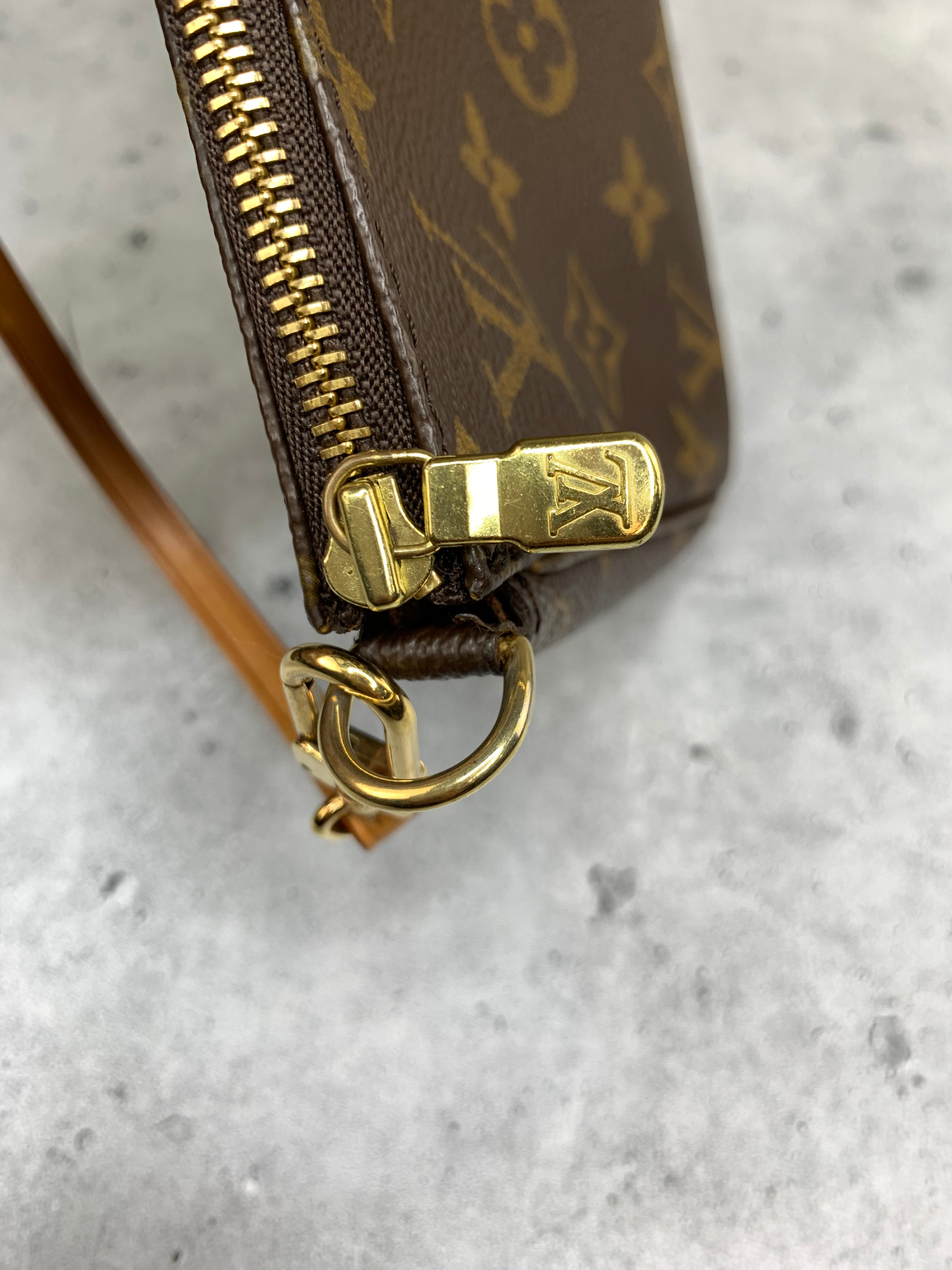 Louis Vuitton Pochette Accessories