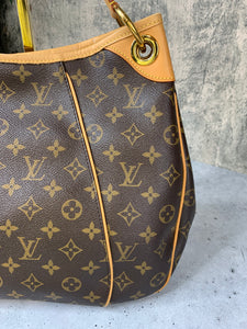 Louis Vuitton Galliera PM