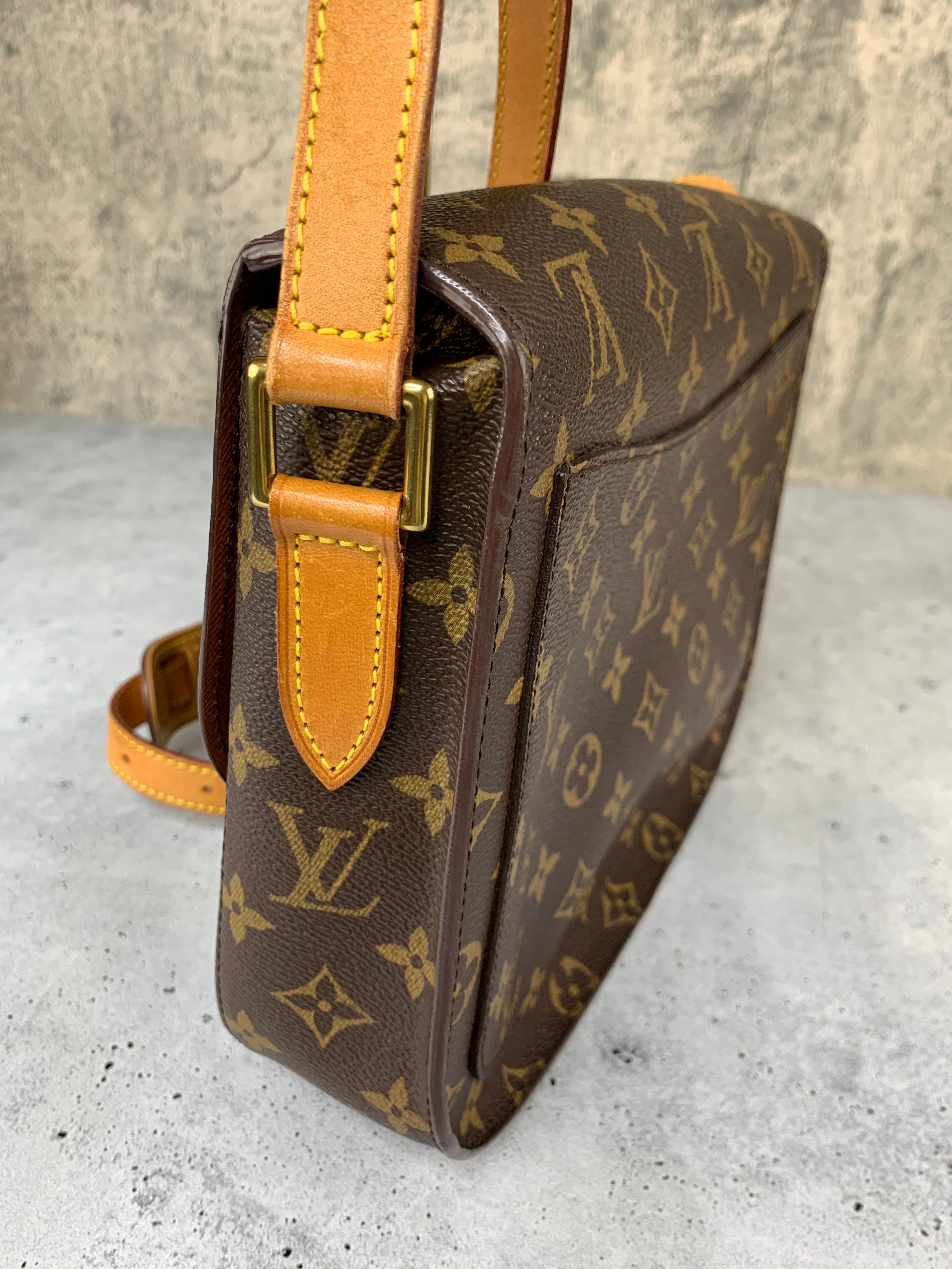 Louis Vuitton St Cloud GM