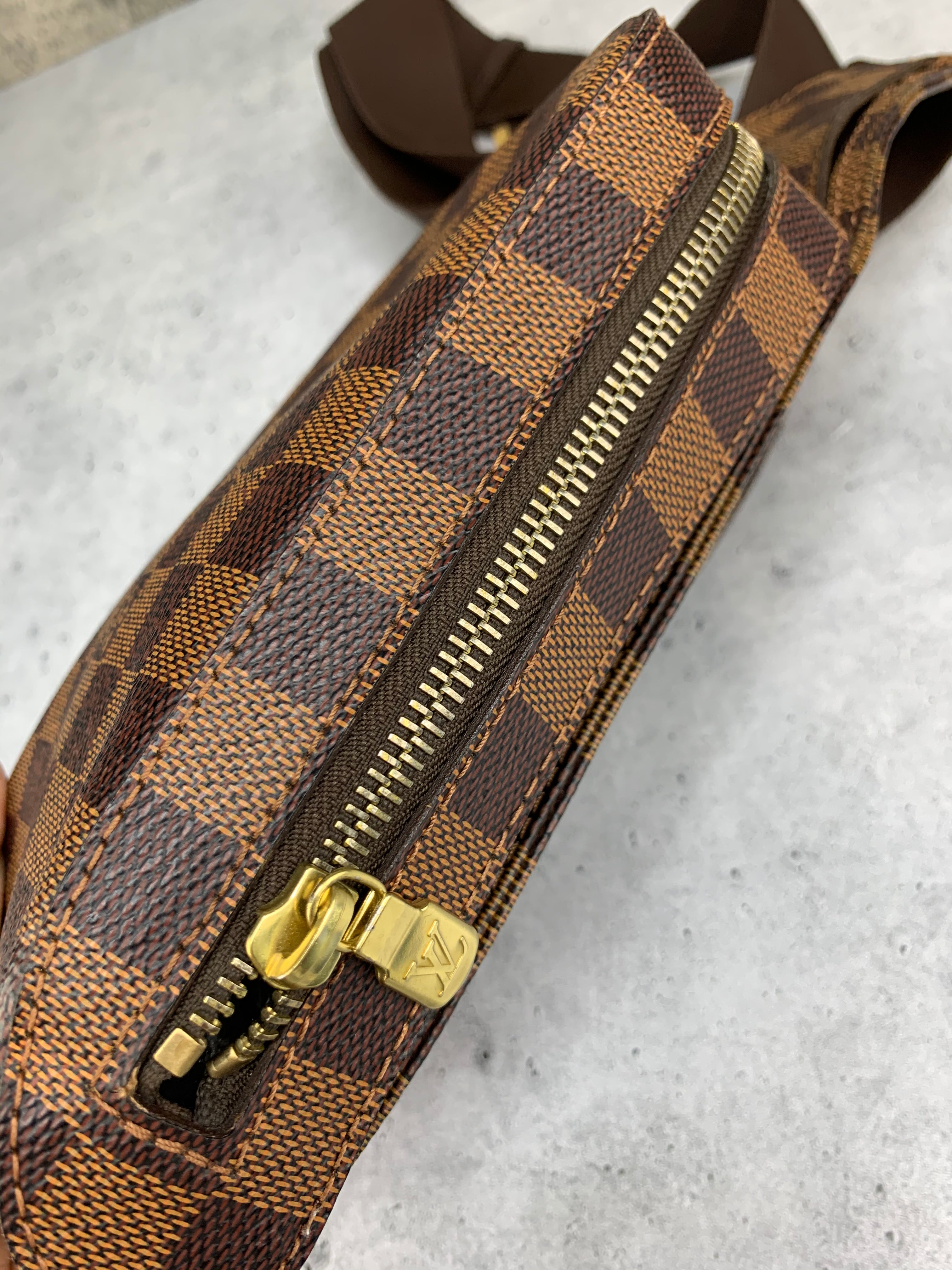 Louis Vuitton Geronimo Crossbody