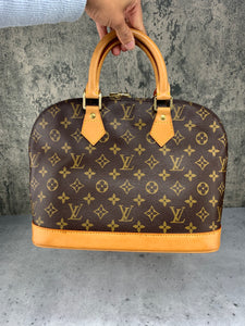 Louis Vuitton Alma PM