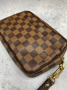 Louis Vuitton Clutch