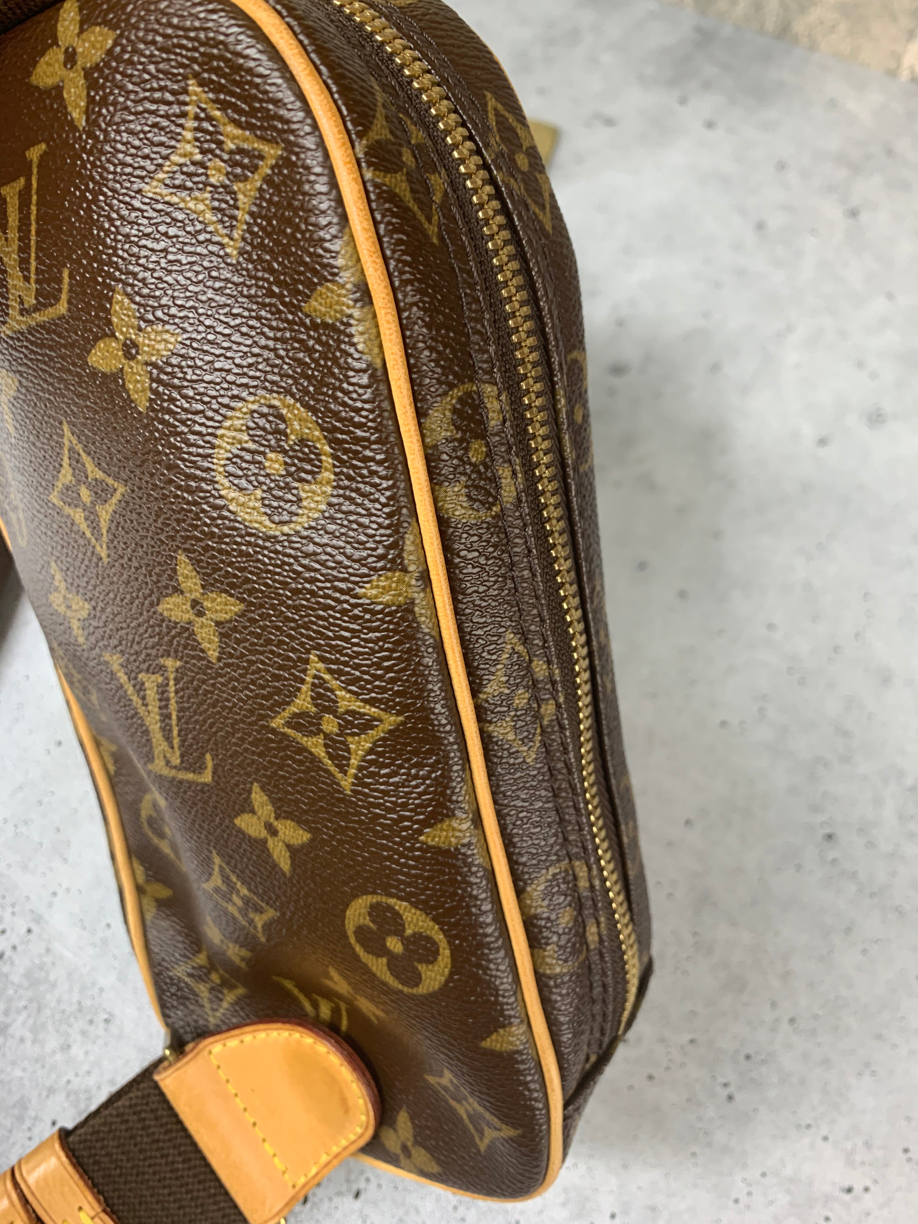 Louis Vuitton Pochette Gange