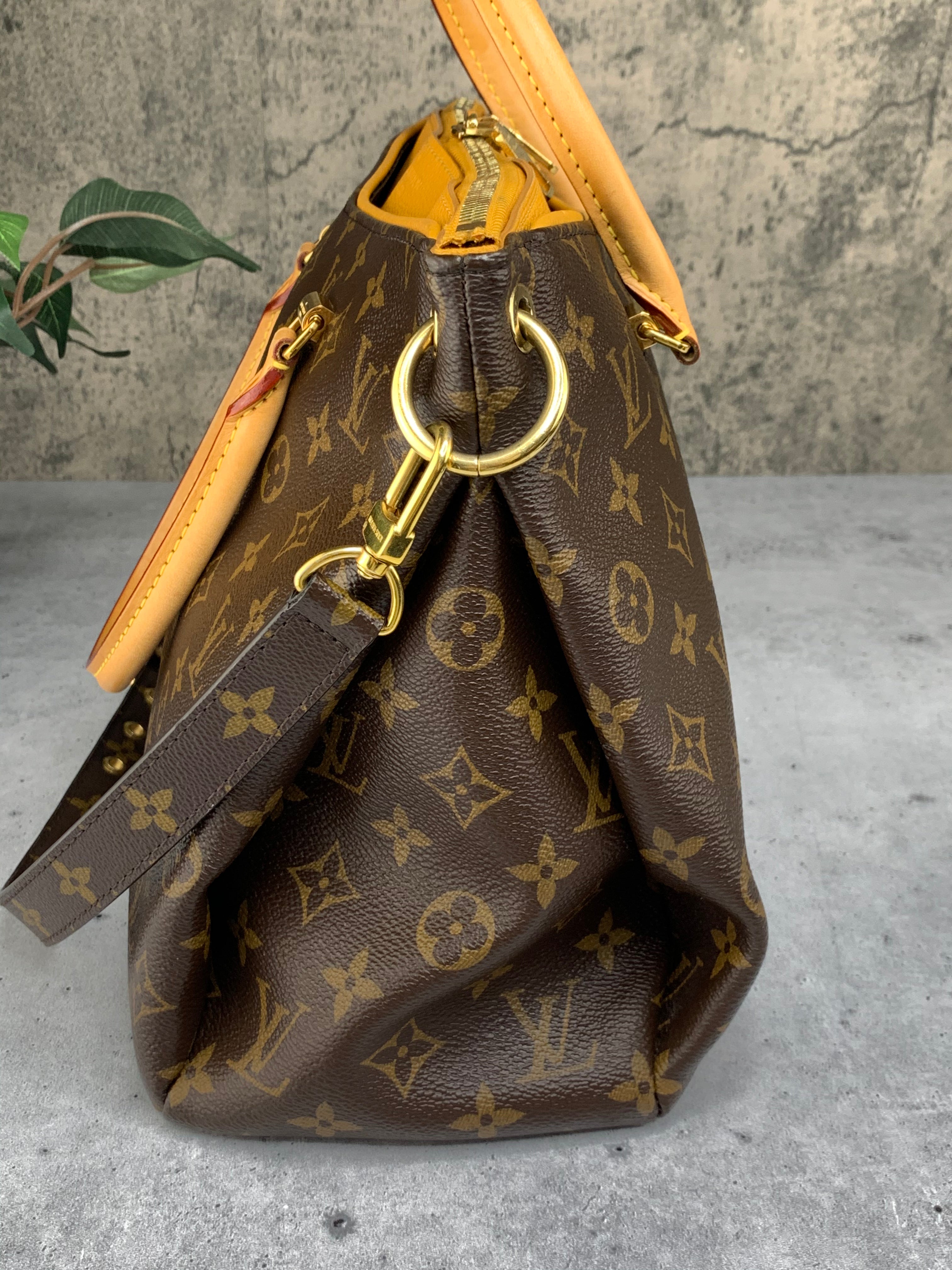 Louis Vuitton Saffron Pallas Bag